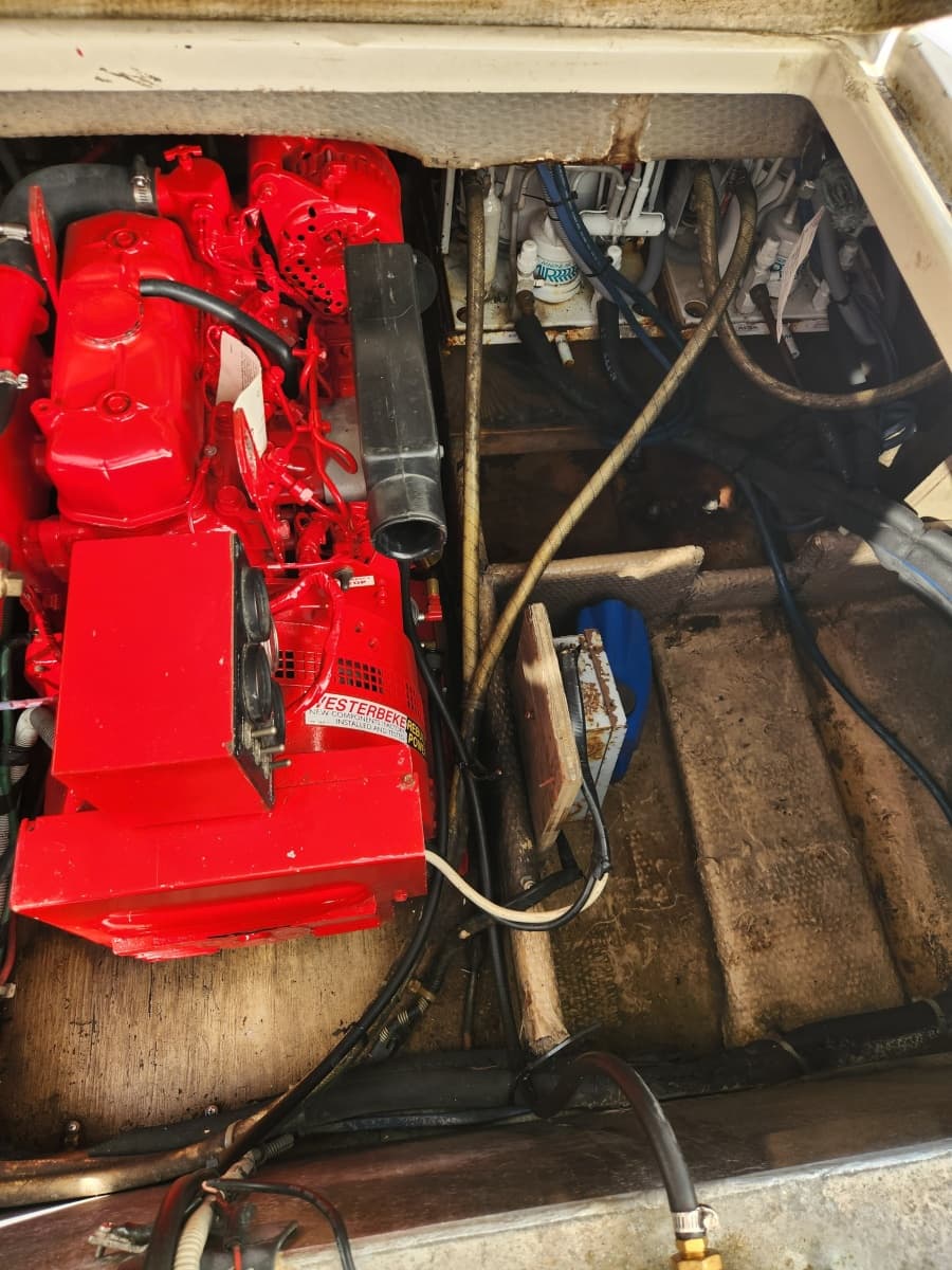 1987 Luhrs Convertible