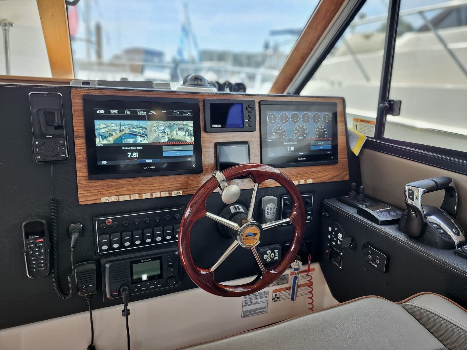 2022 Cutwater C-32 CB