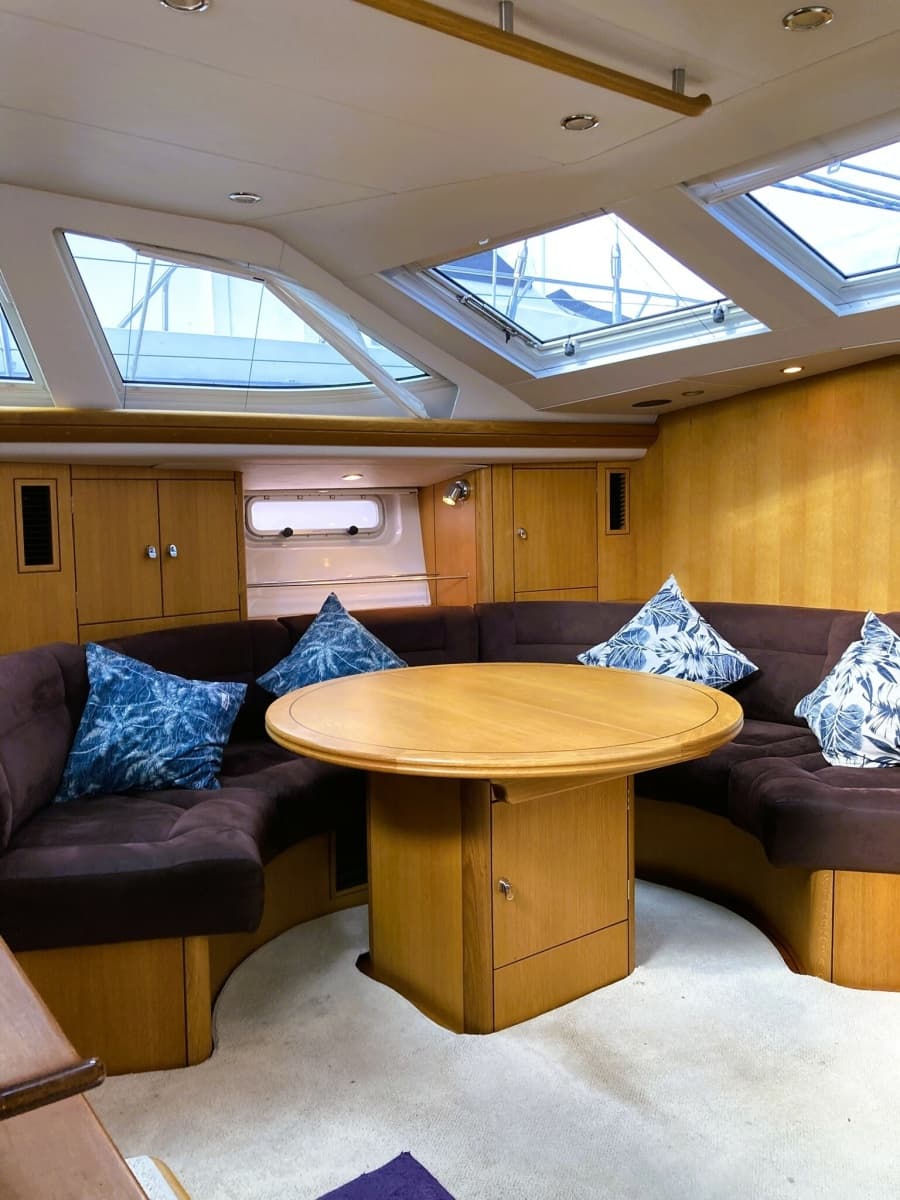 2008 Oyster 56 Deck Saloon