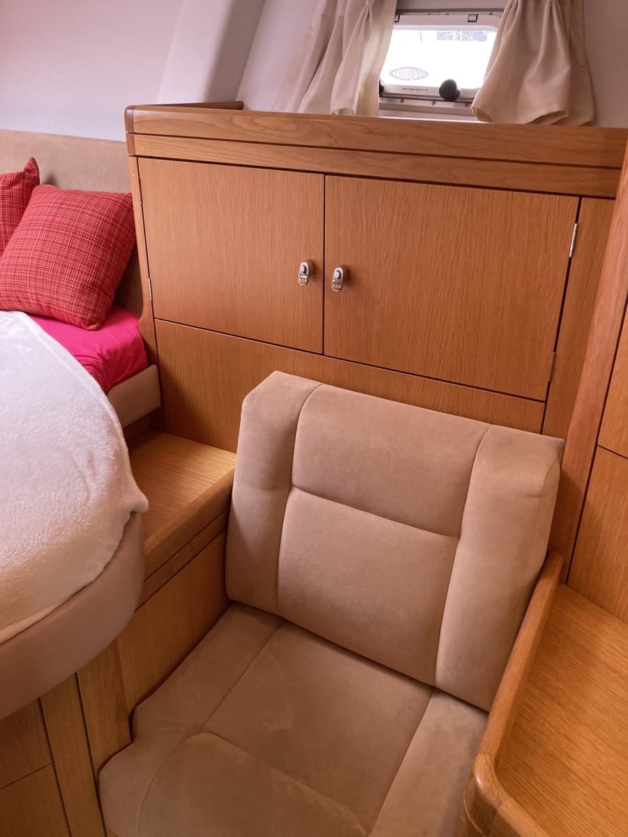 2008 Oyster 56 Deck Saloon