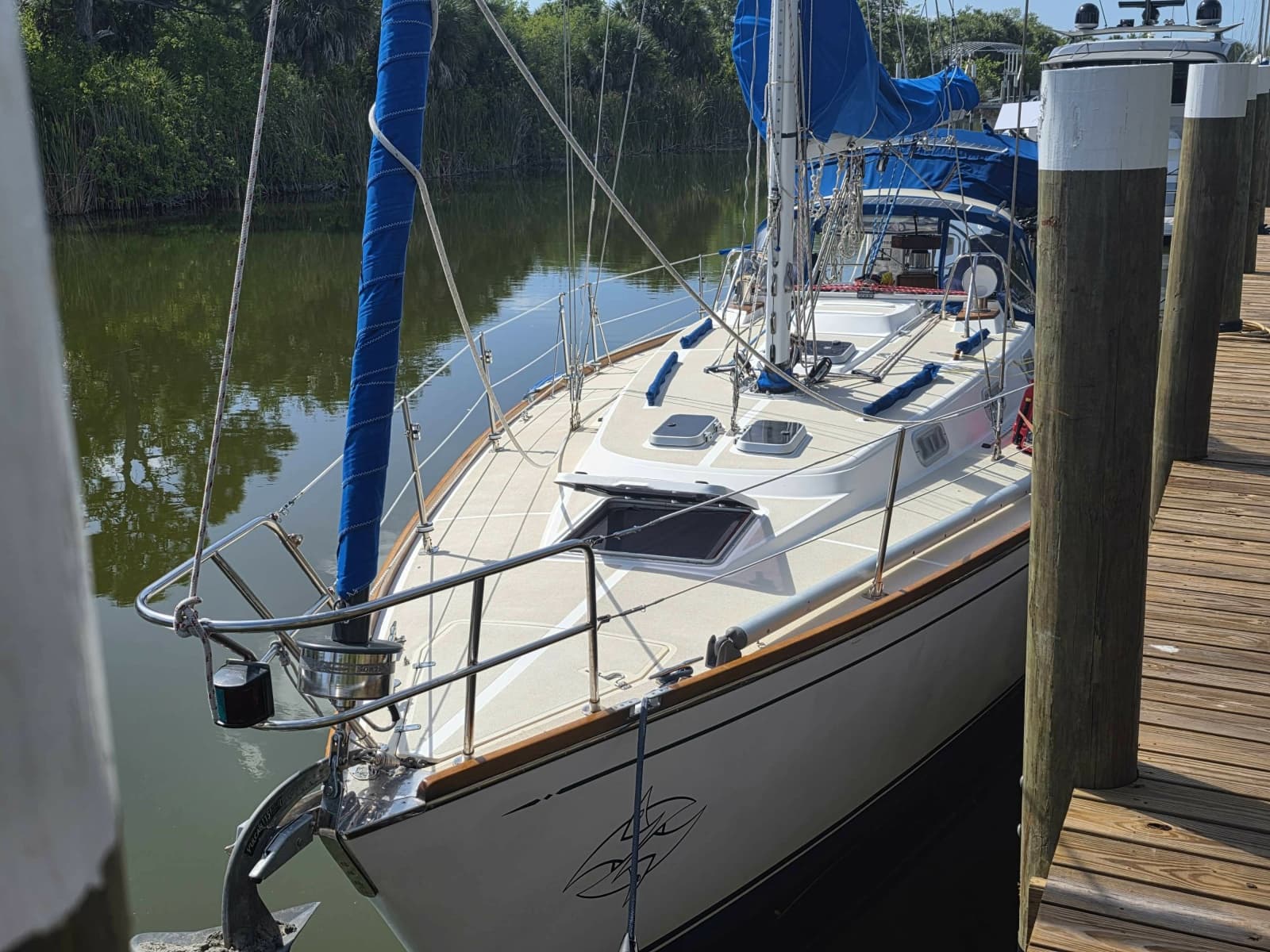1990 Tartan 372