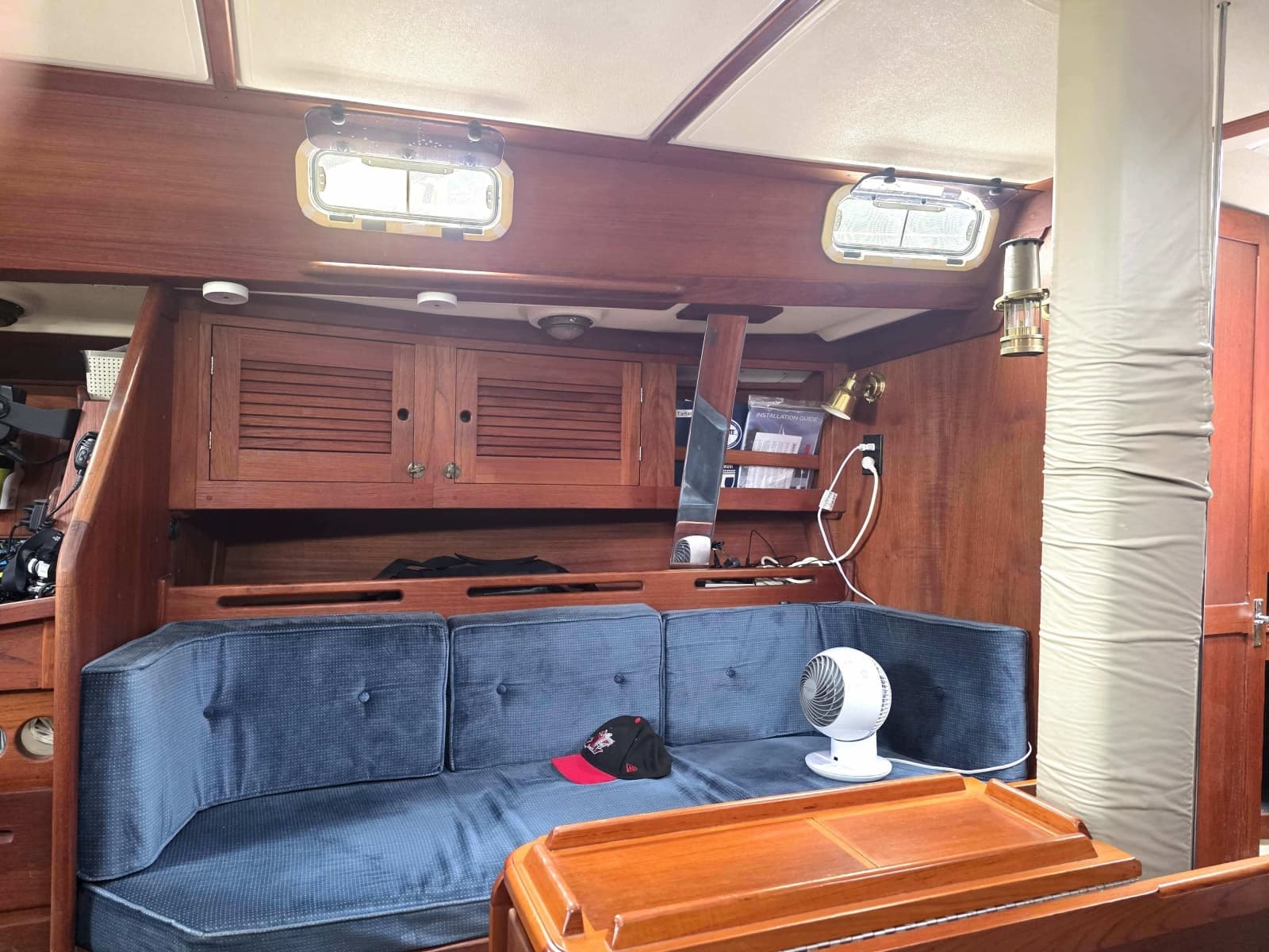 1990 Tartan 372