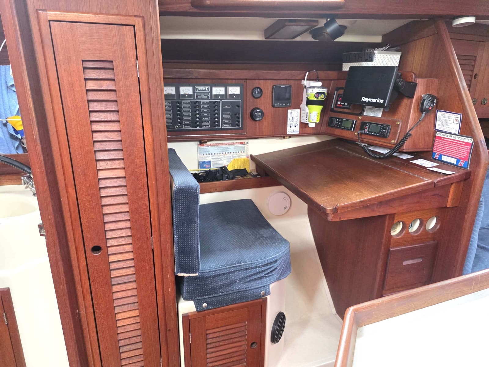 1990 Tartan 372