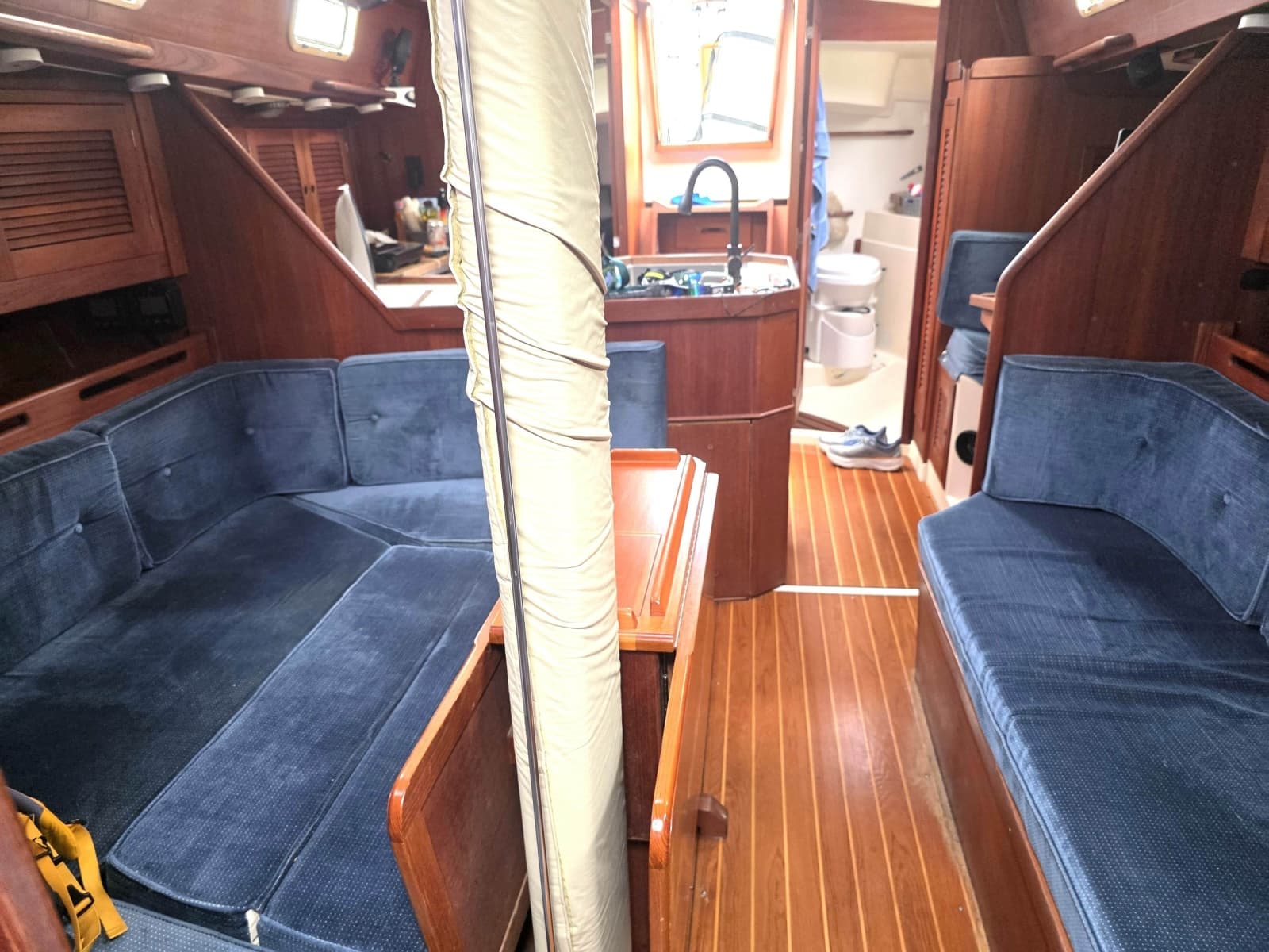 1990 Tartan 372