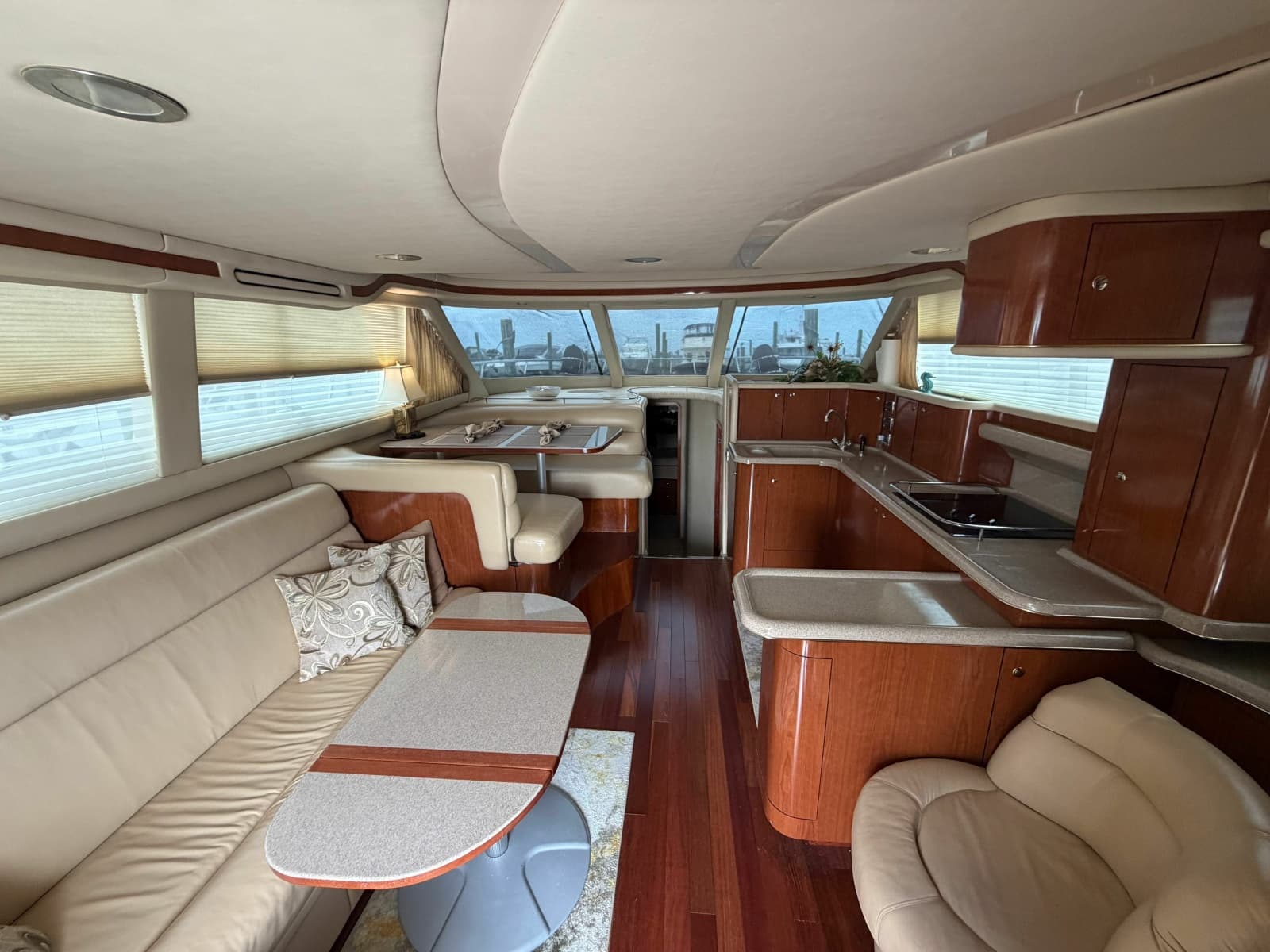 2002 Sea Ray 480 Sedan Bridge