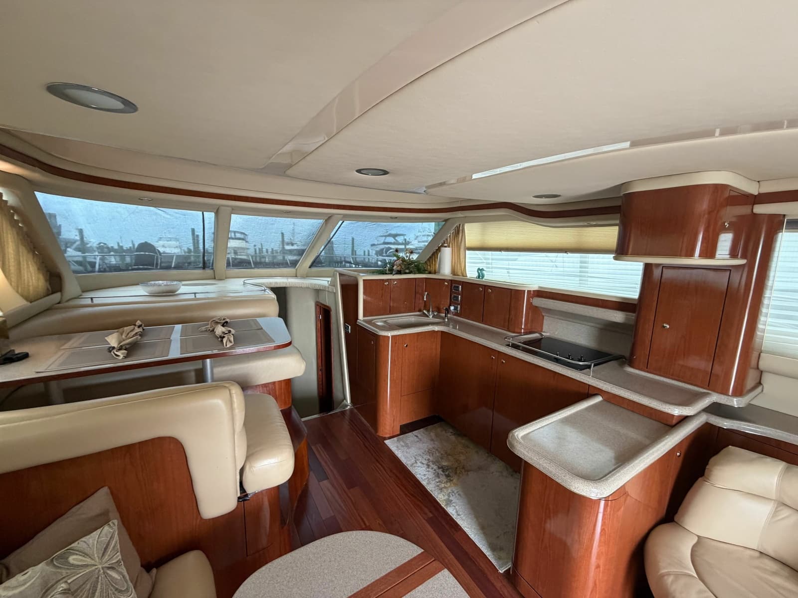 2002 Sea Ray 480 Sedan Bridge