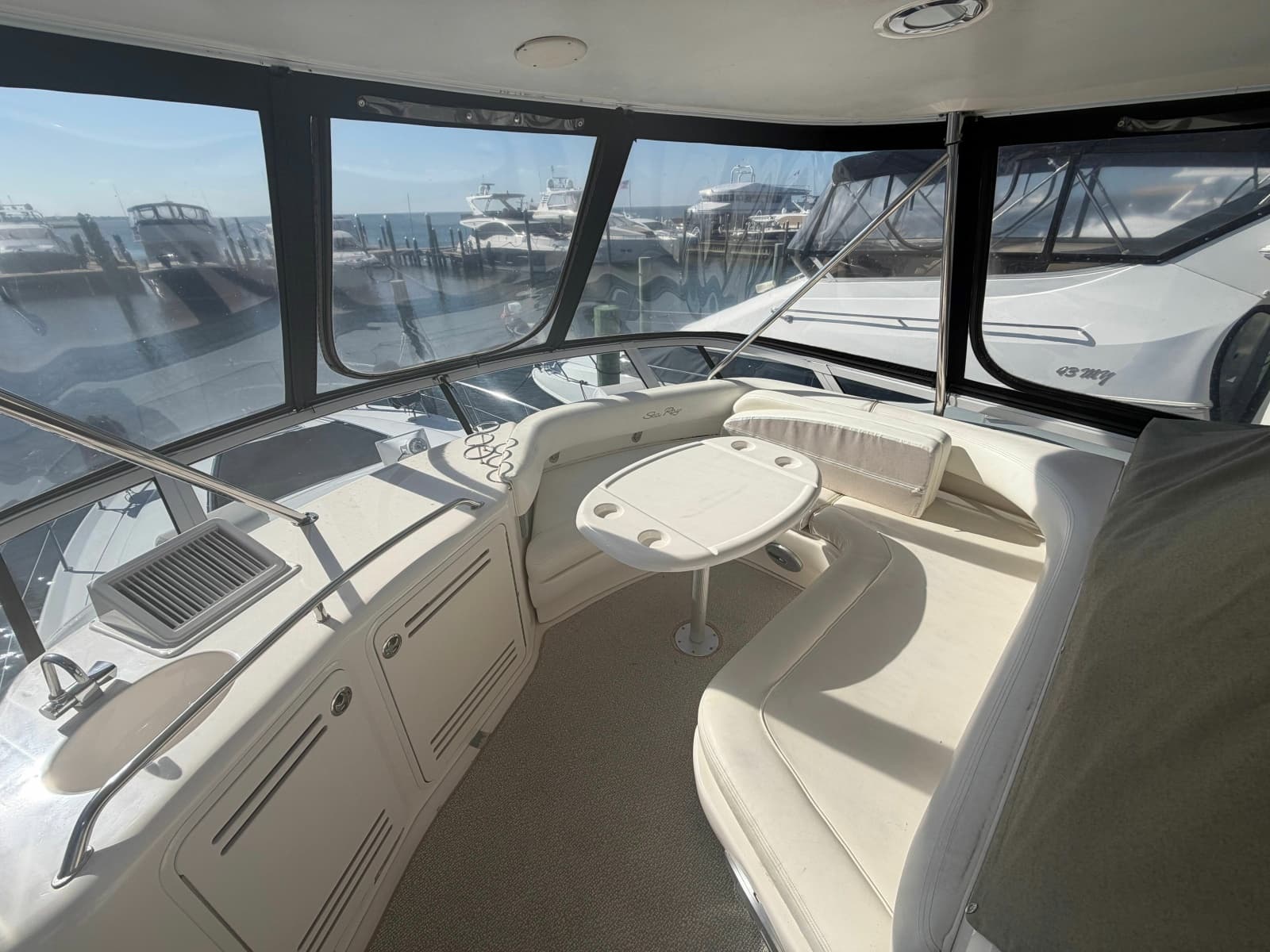2002 Sea Ray 480 Sedan Bridge