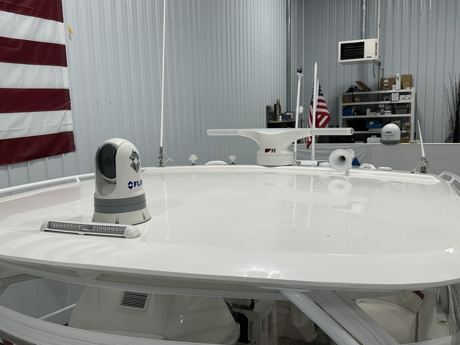 2020 Intrepid 475 Sport Yacht