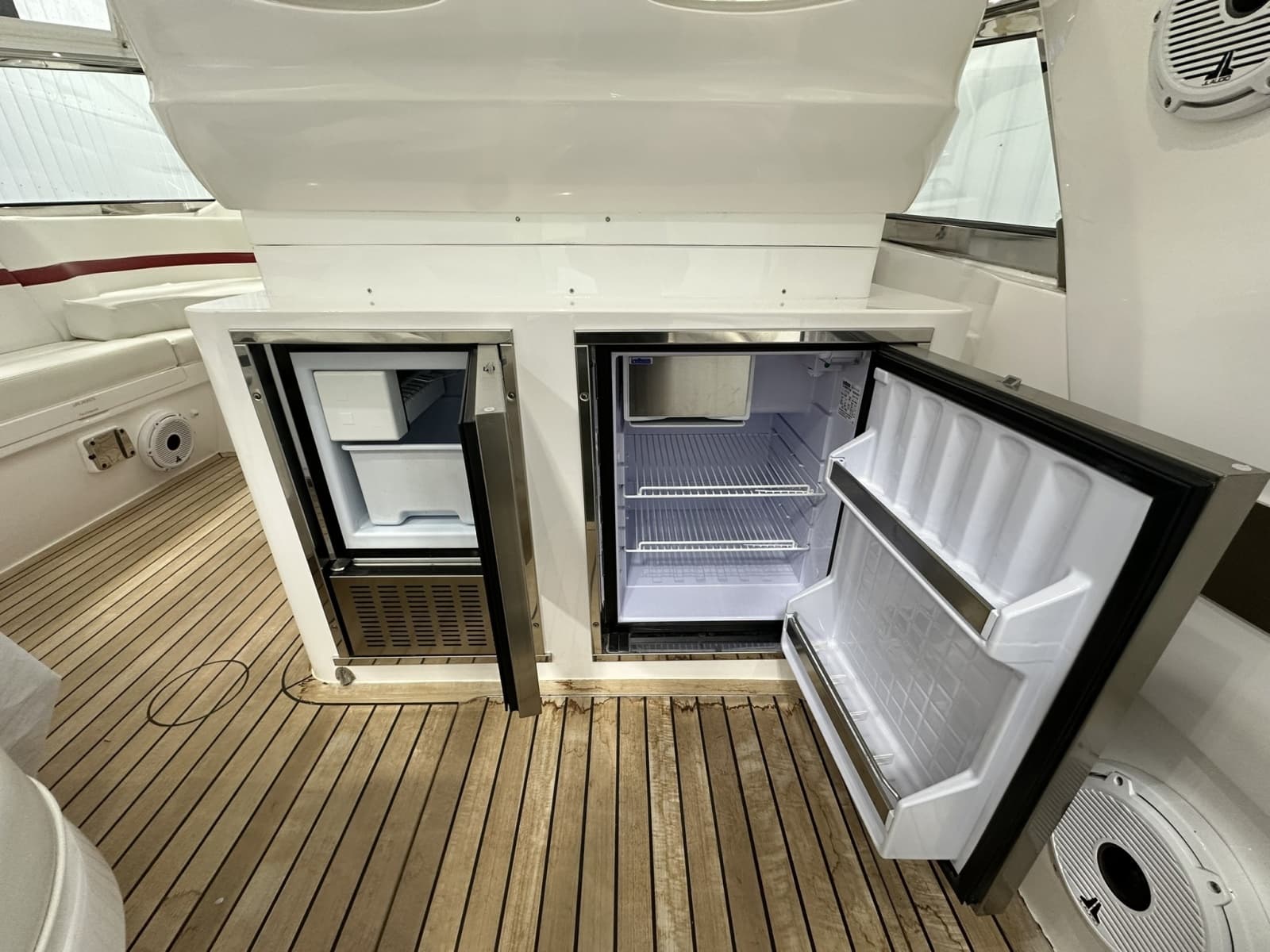 2020 Intrepid 475 Sport Yacht