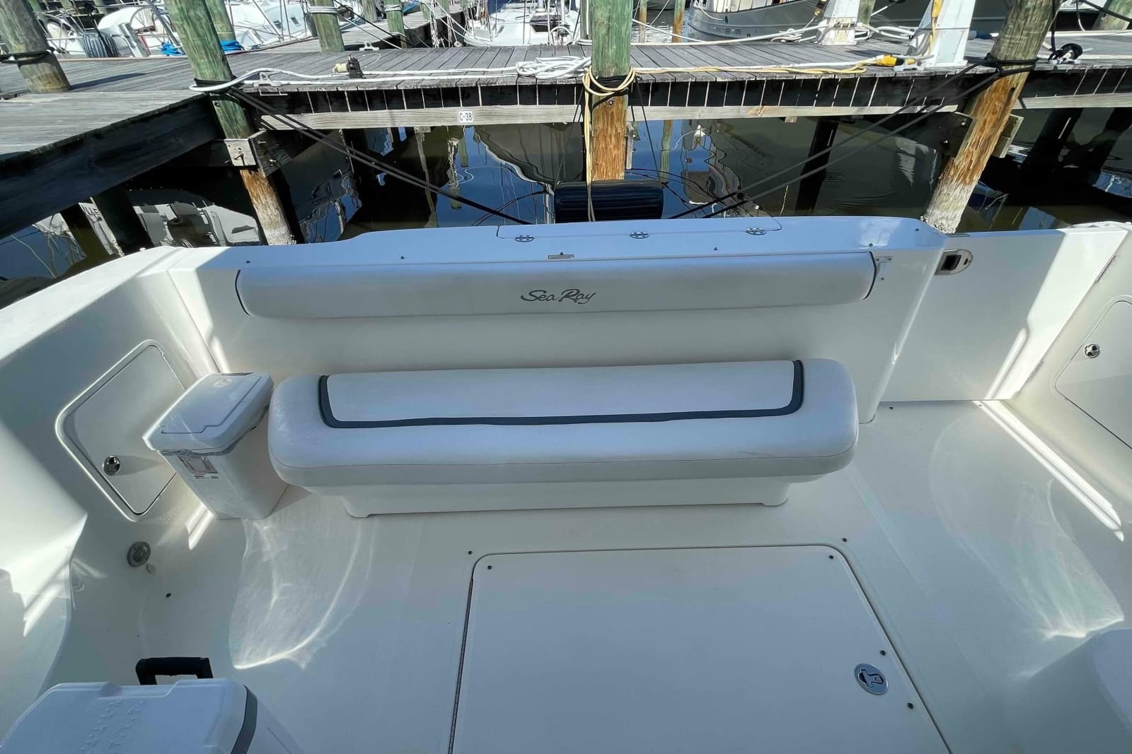 2005 Sea Ray 420 Sedan Bridge