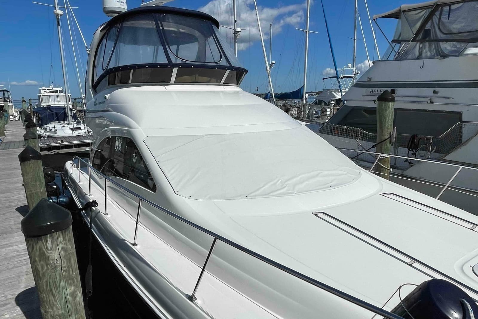 2005 Sea Ray 420 Sedan Bridge