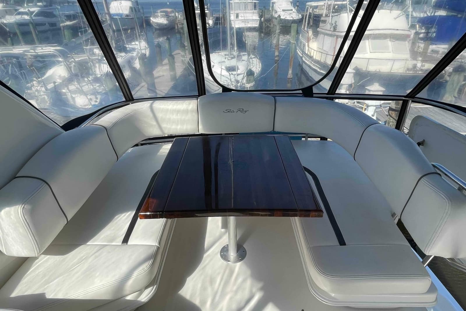 2005 Sea Ray 420 Sedan Bridge