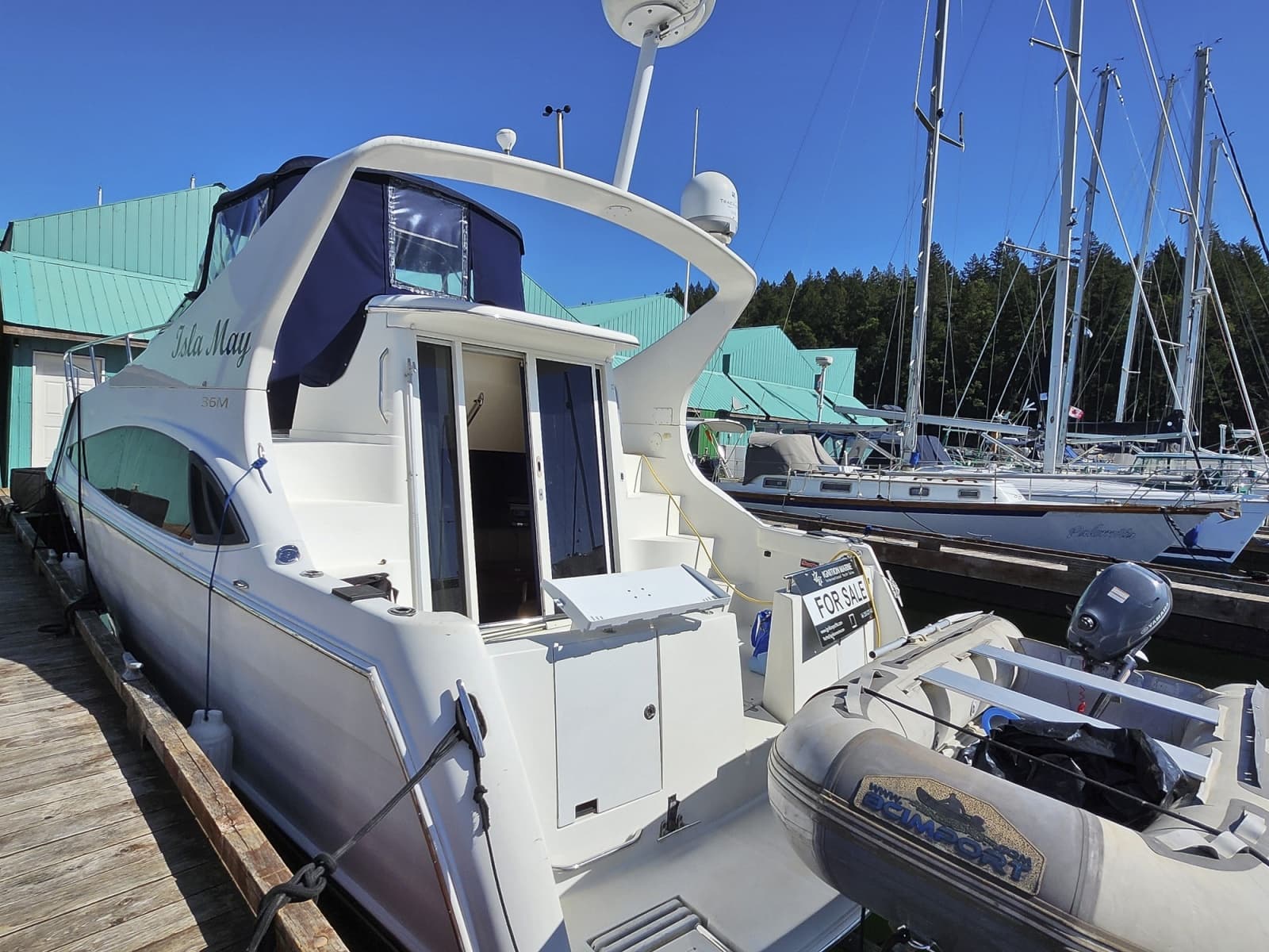 2007 Carver 36 Mariner