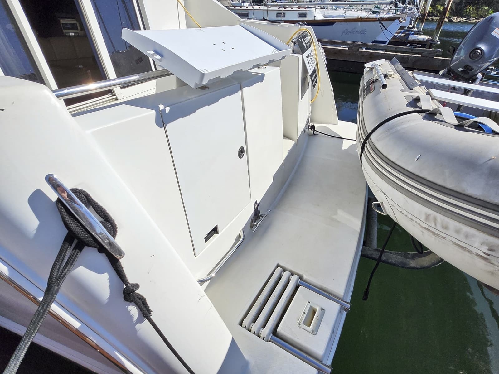 2007 Carver 36 Mariner