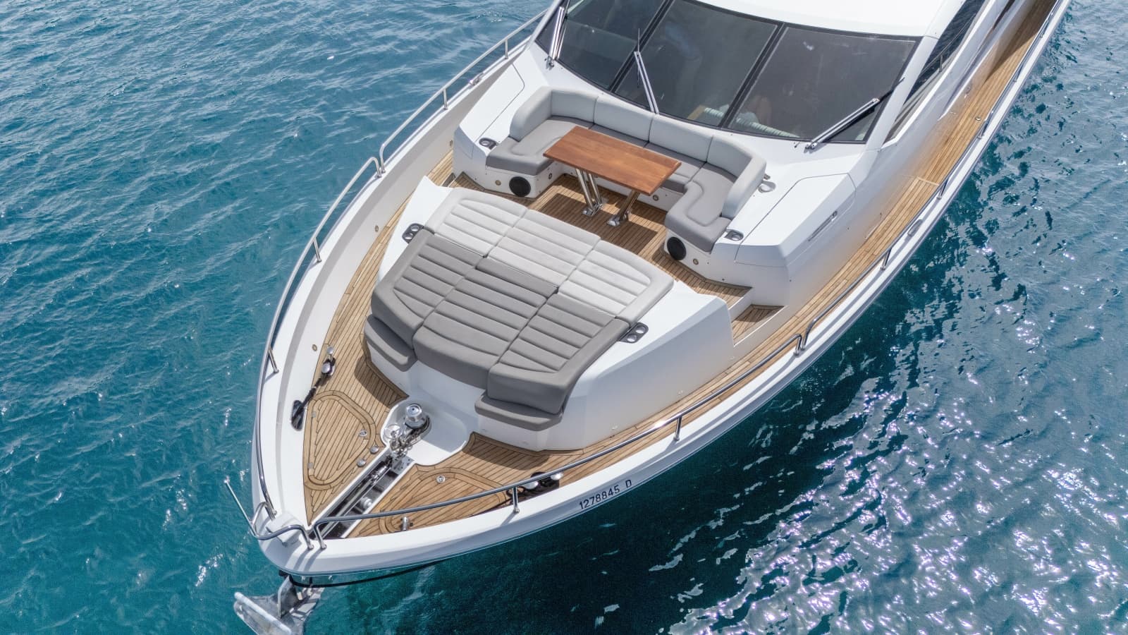 2017 Sunseeker 86 Yacht