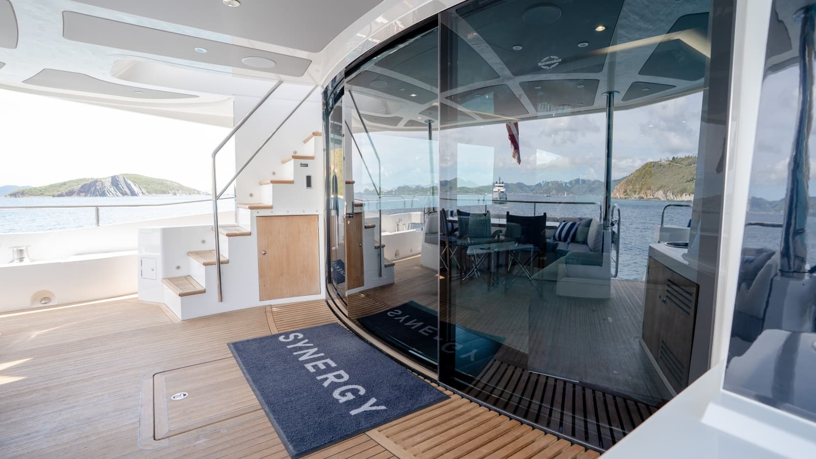2017 Sunseeker 86 Yacht