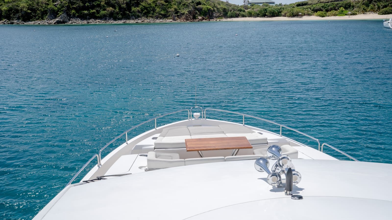 2017 Sunseeker 86 Yacht