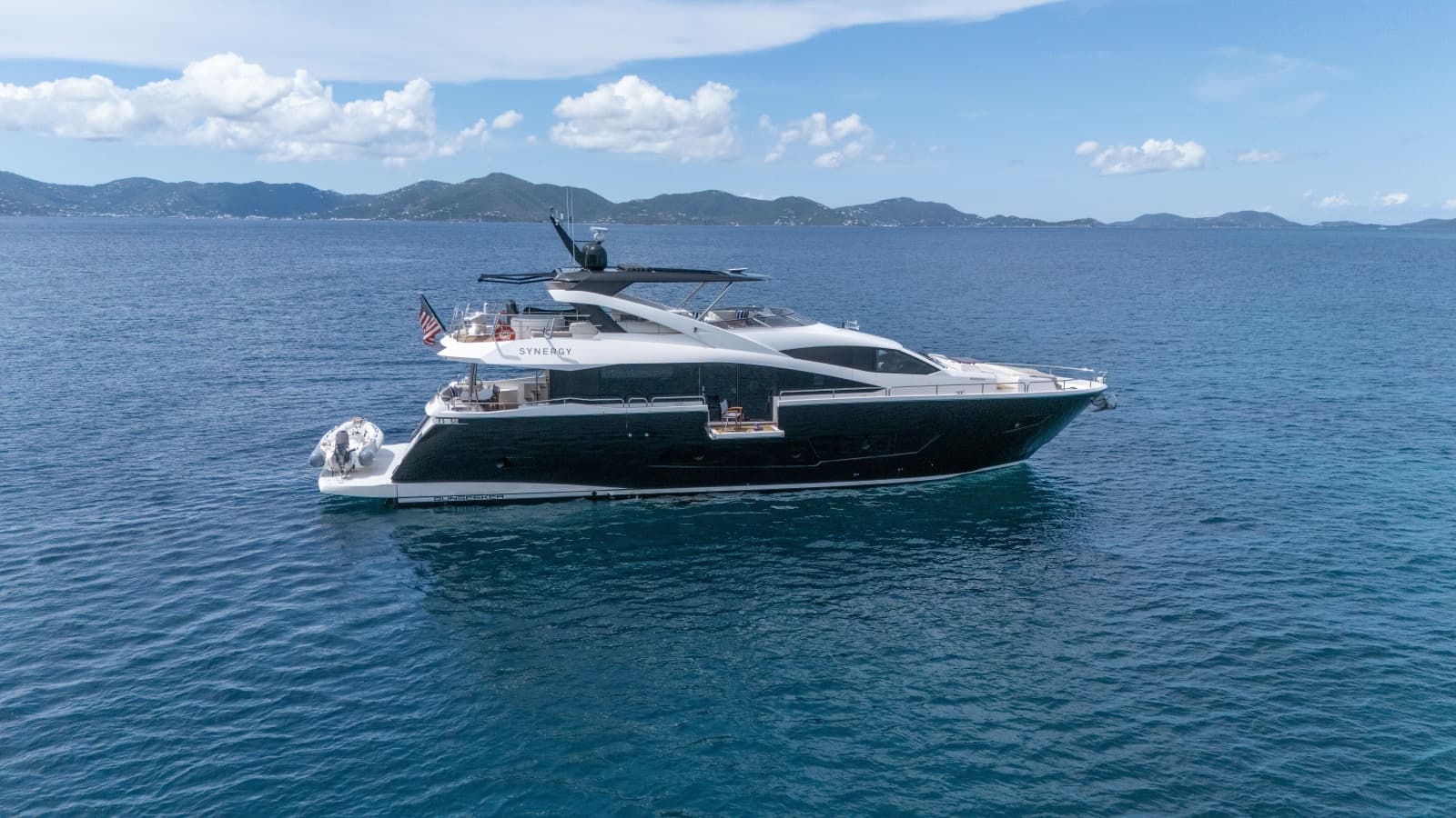 2017 Sunseeker 86 Yacht