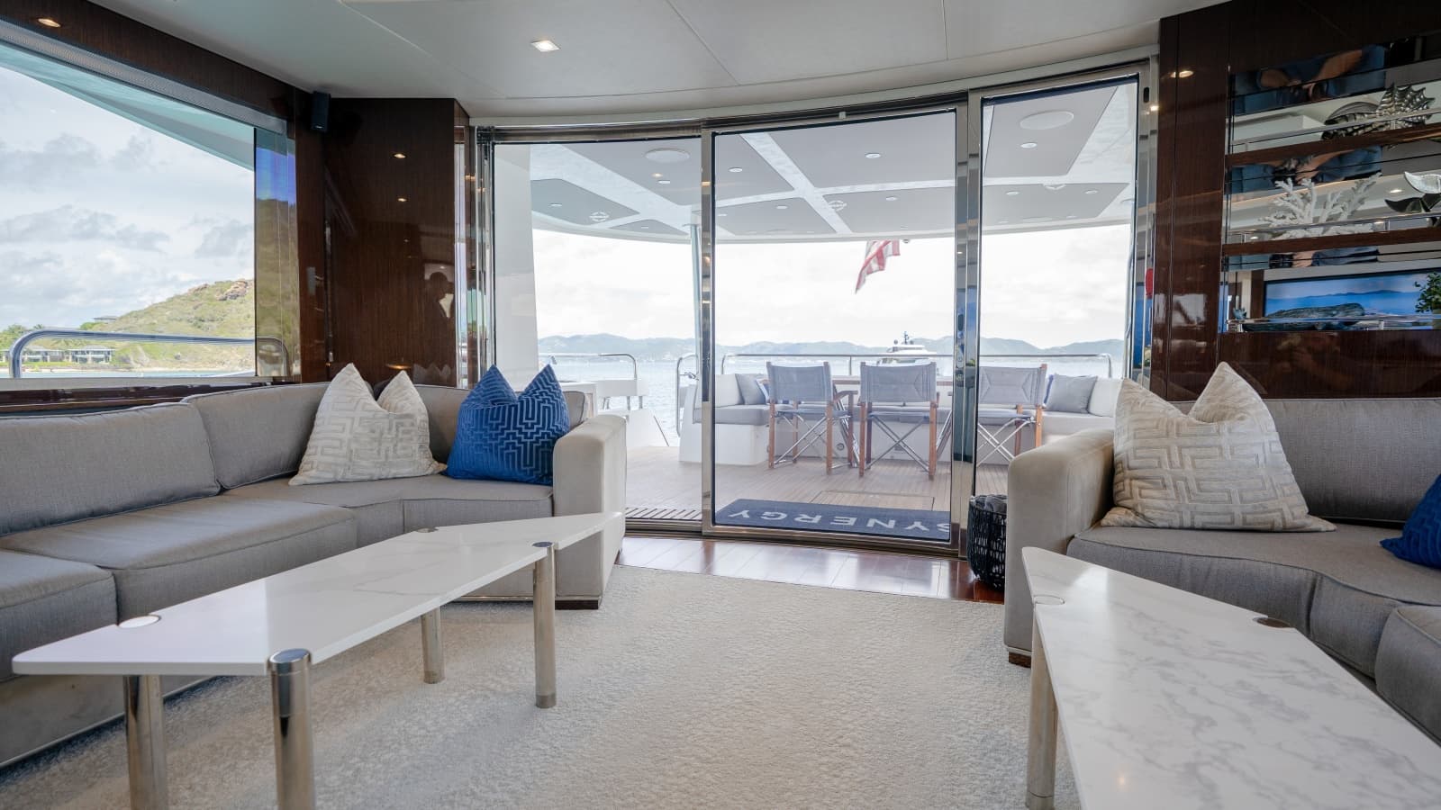 2017 Sunseeker 86 Yacht