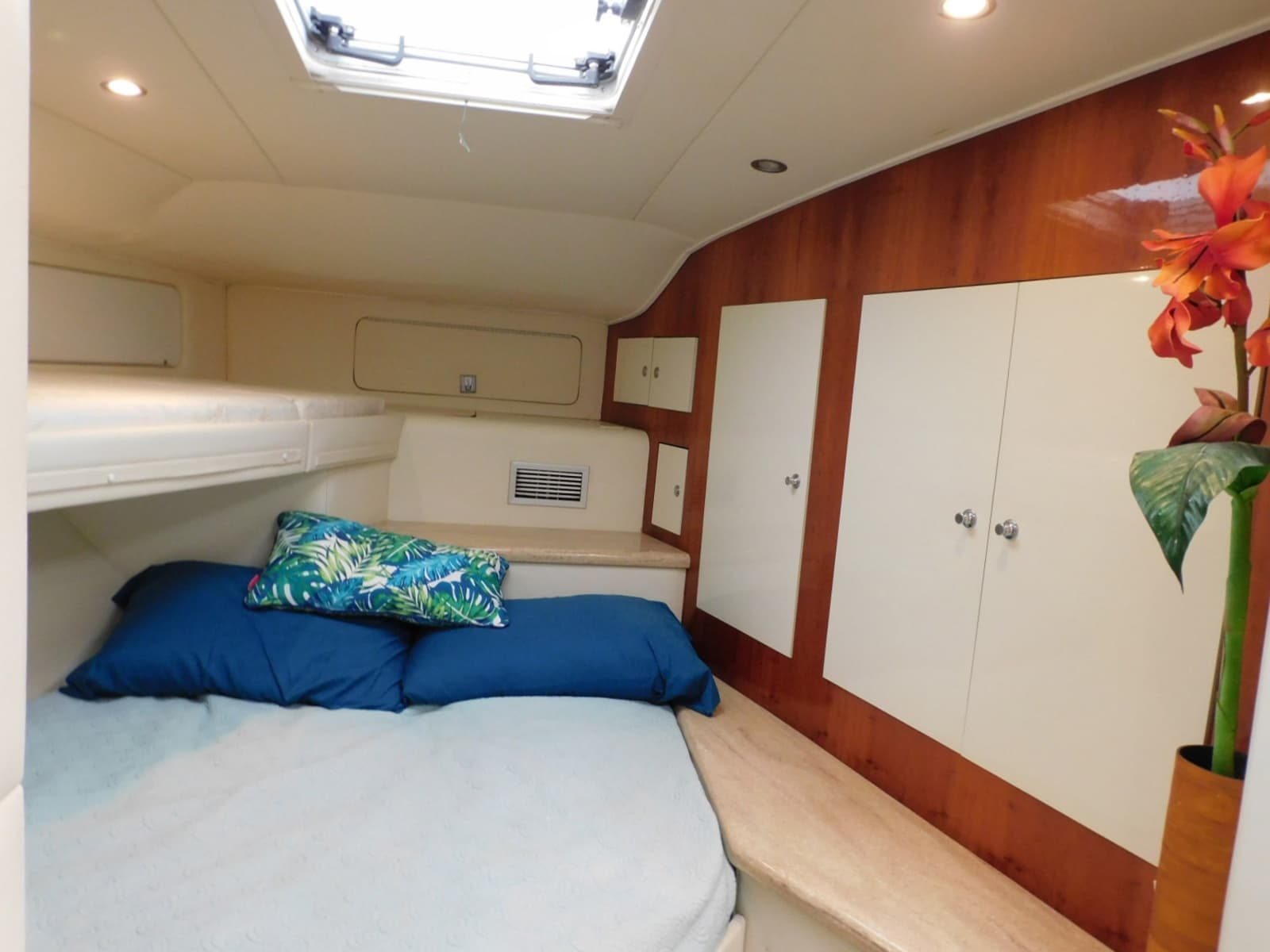 1987 Sea Ray 460 Convertible