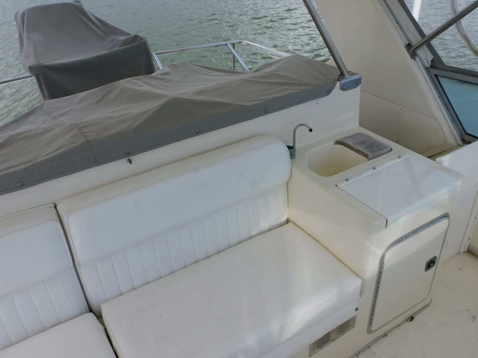 1987 Sea Ray 460 Convertible