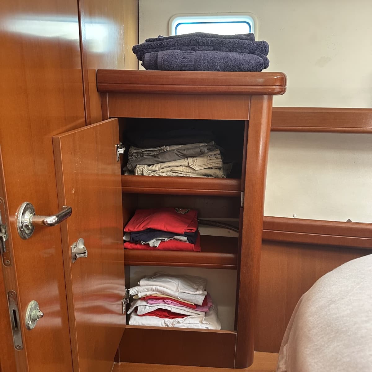 2006 Beneteau 523