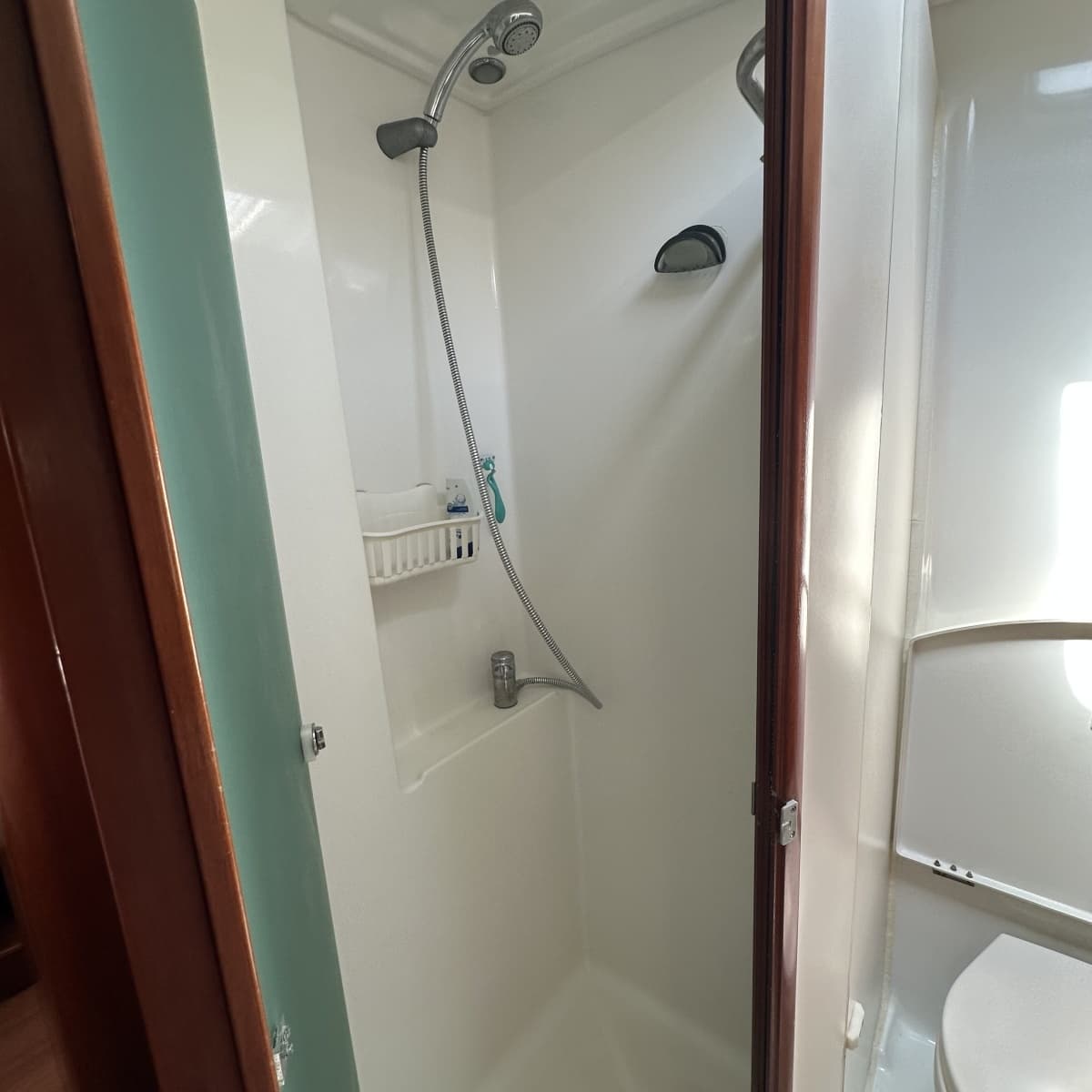 2006 Beneteau 523