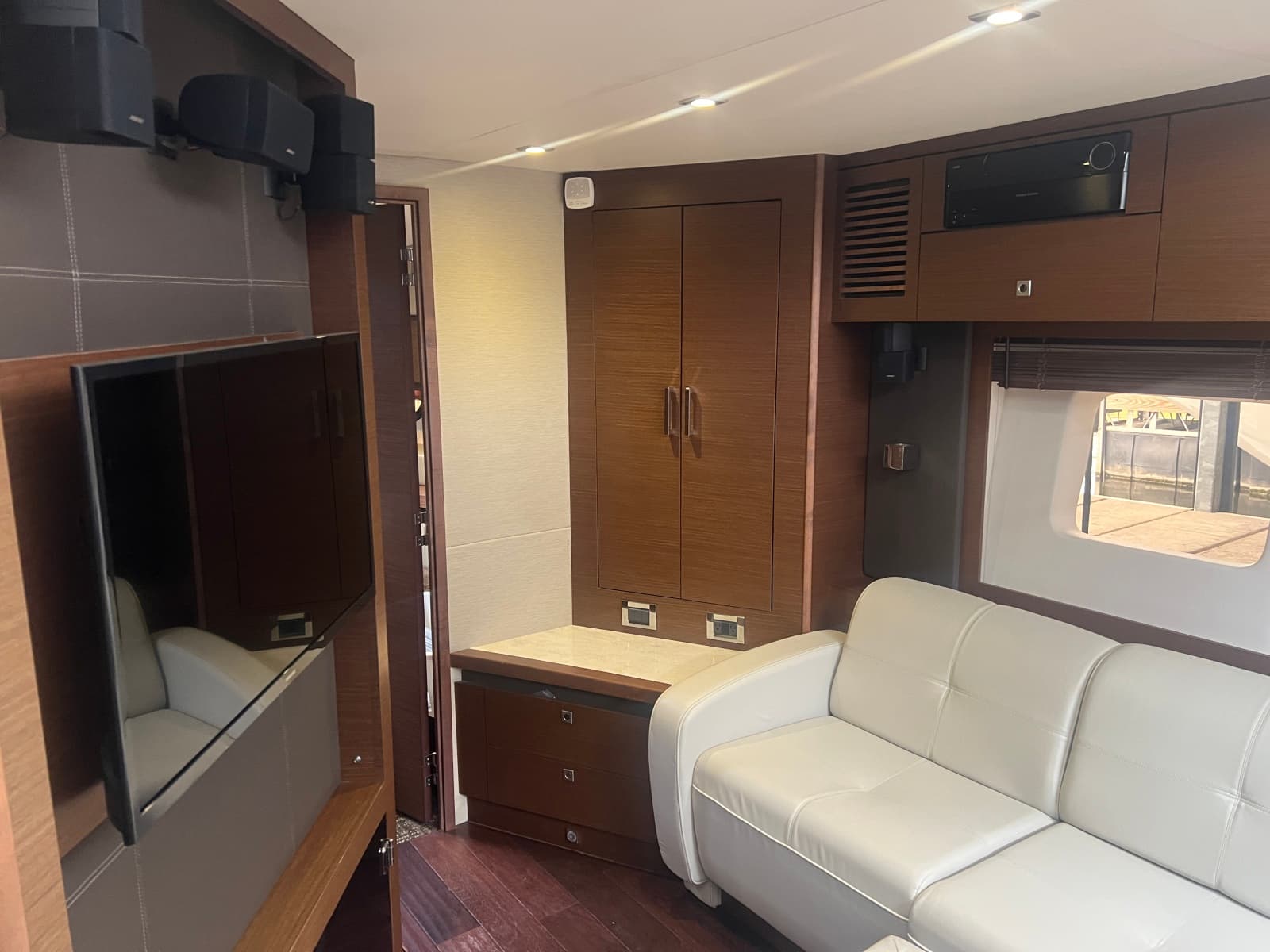 2015 Sea Ray 510 SUNDANCER