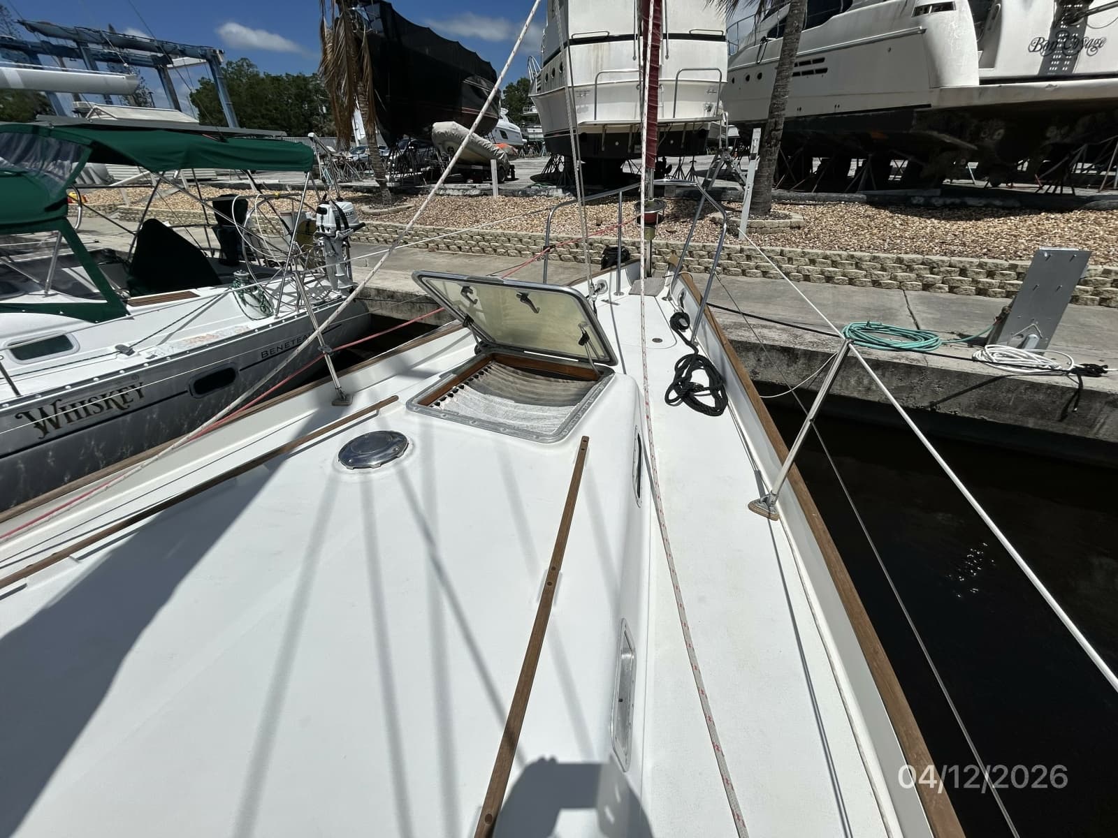 41' Rival foredeck4