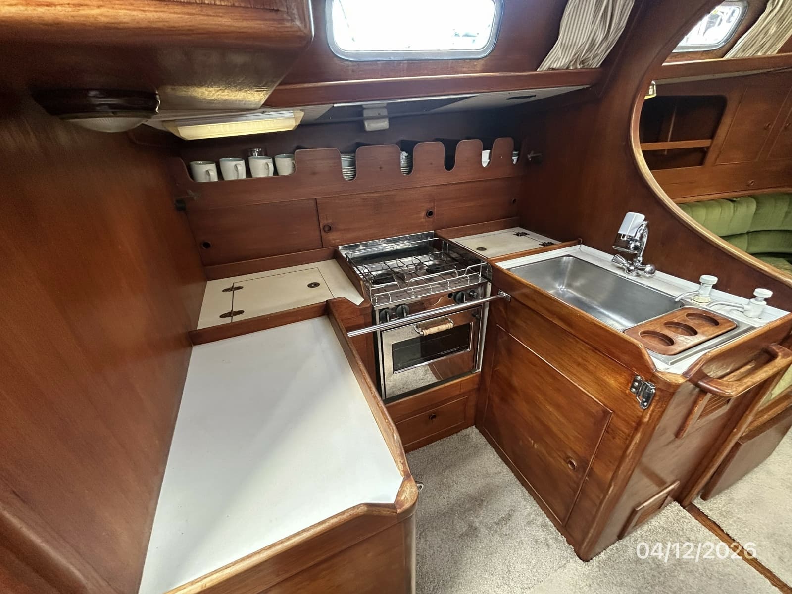 41' Rival galley3