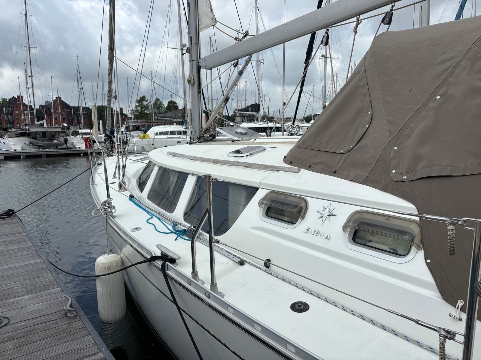 2003 Jeanneau Sun Odyssey 43DS