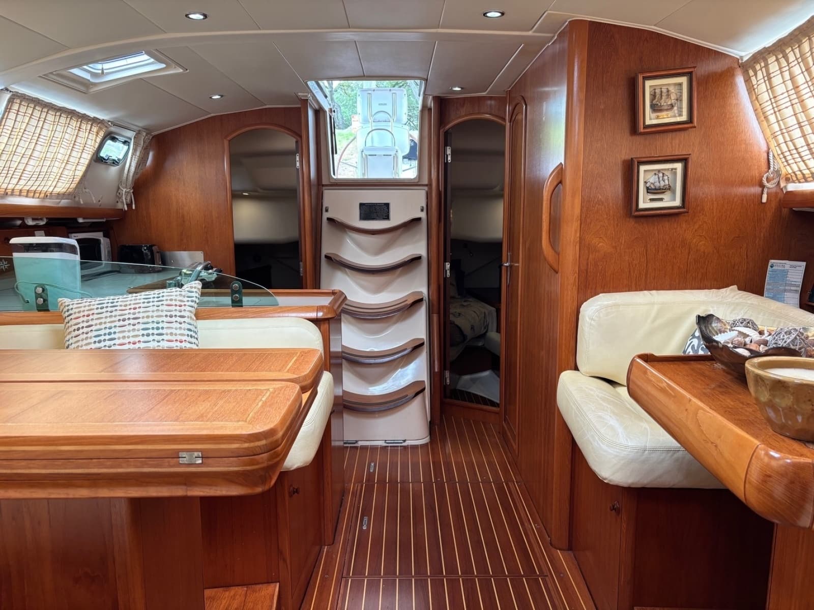 2003 Jeanneau Sun Odyssey 43DS