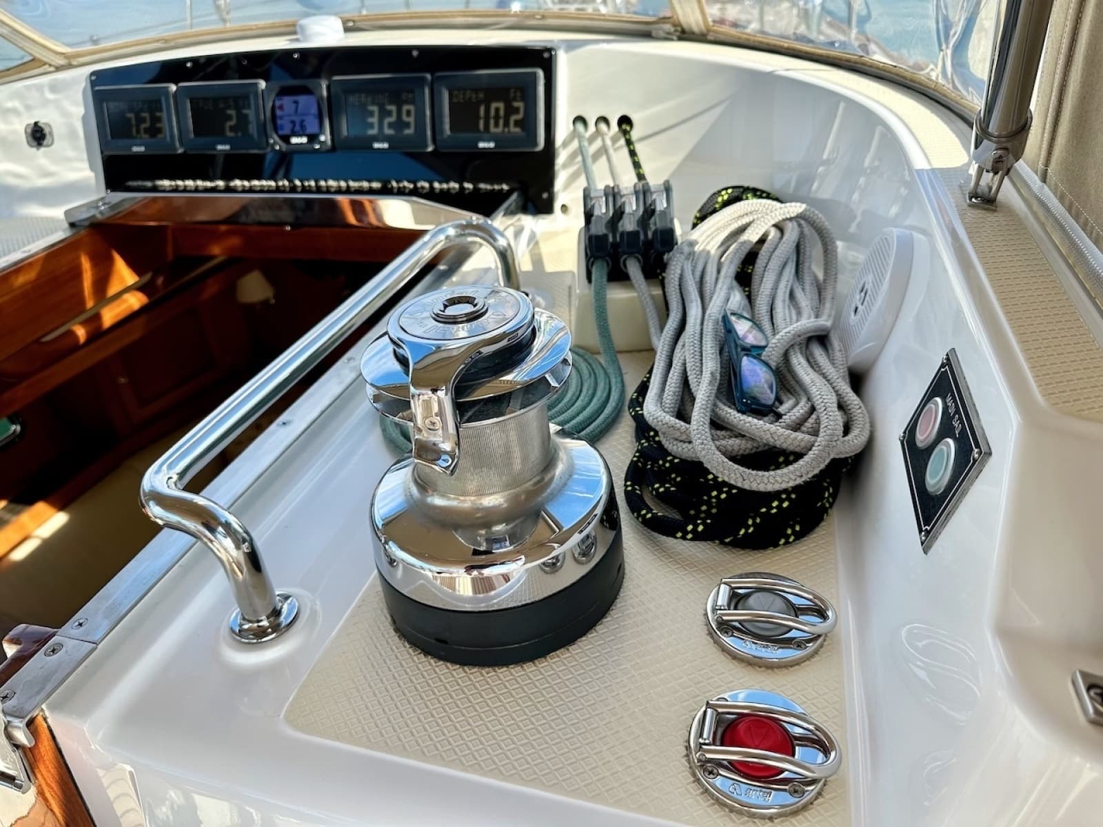 2012 Hylas 56