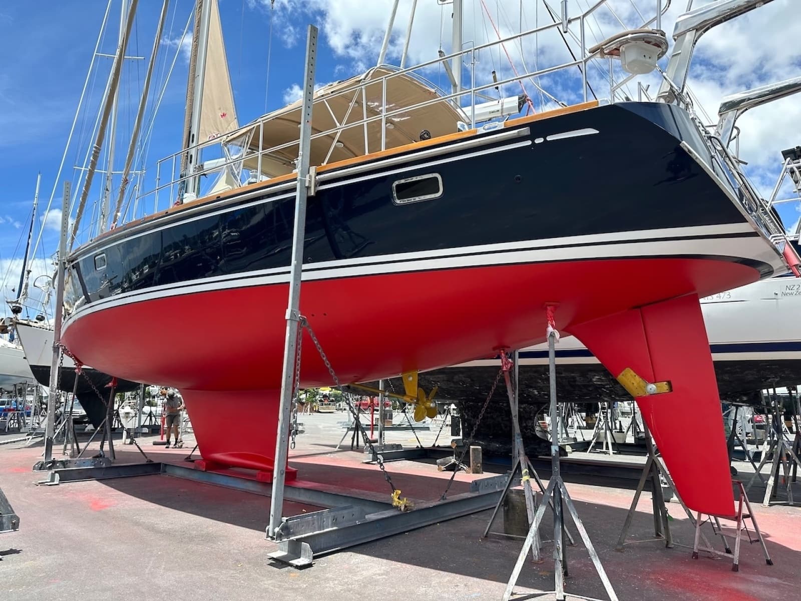 2012 Hylas 56