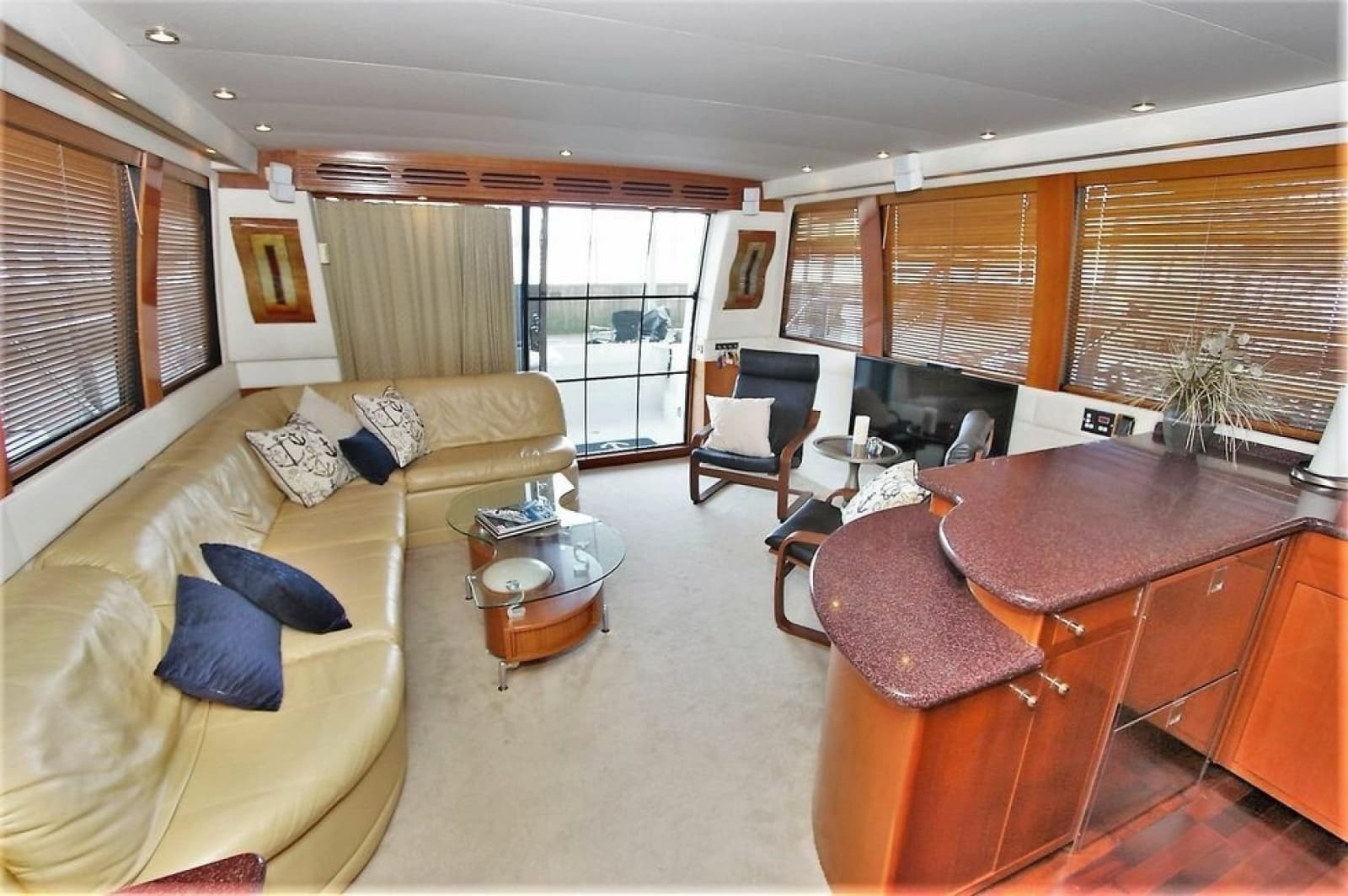 2001 Carver 570 Voyager Pilothouse