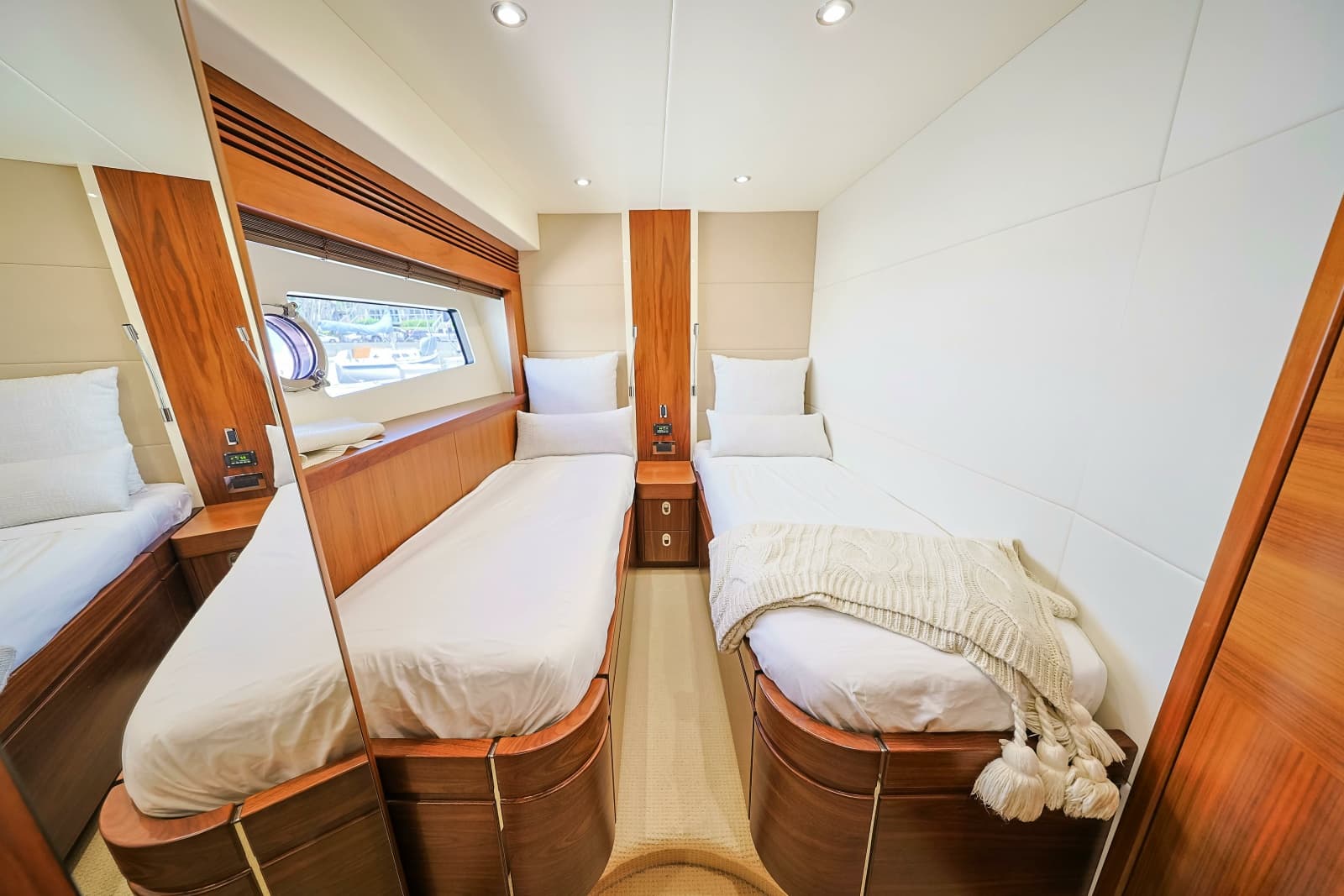 2016 Sunseeker 