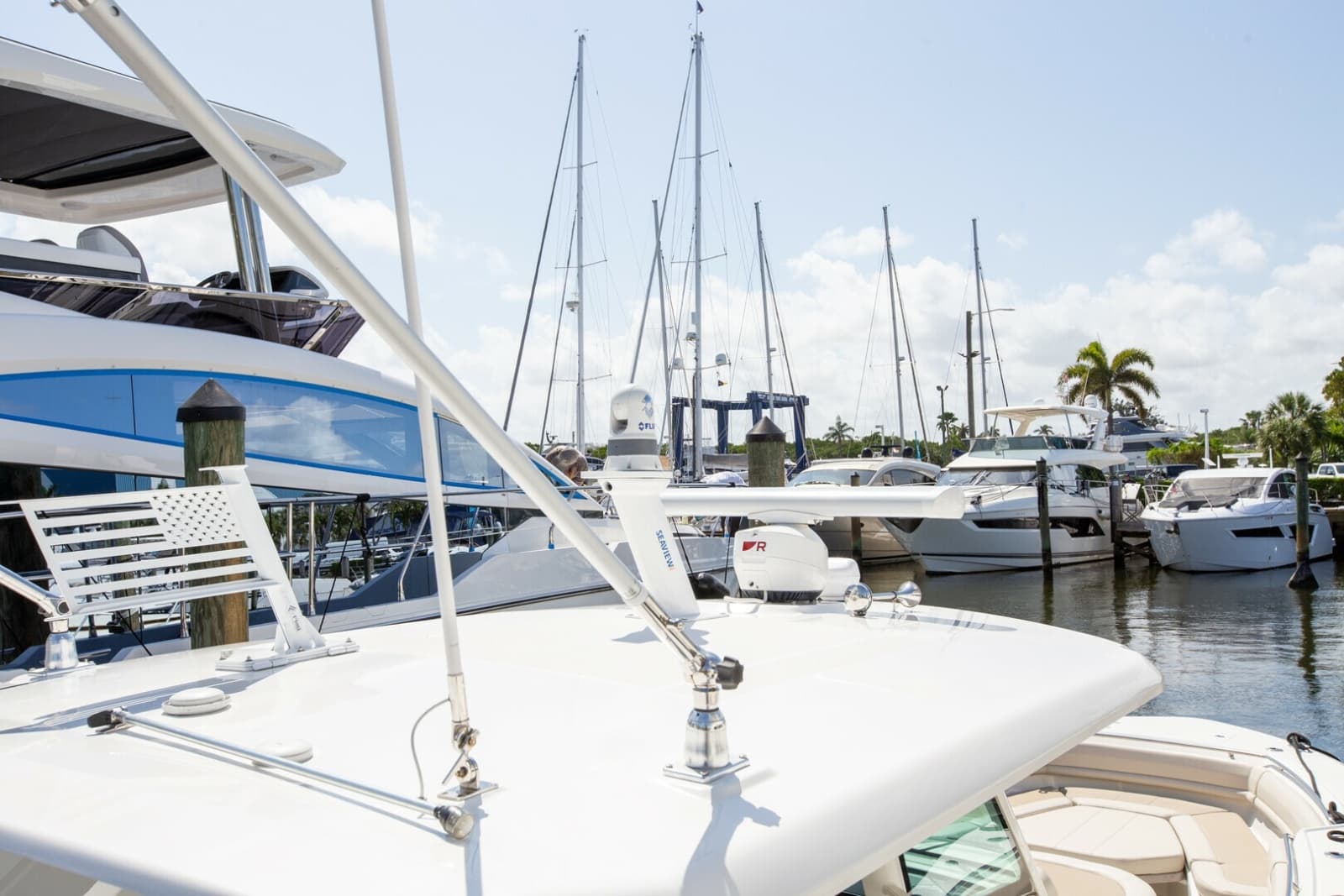 2019 Boston Whaler 380 Outrage