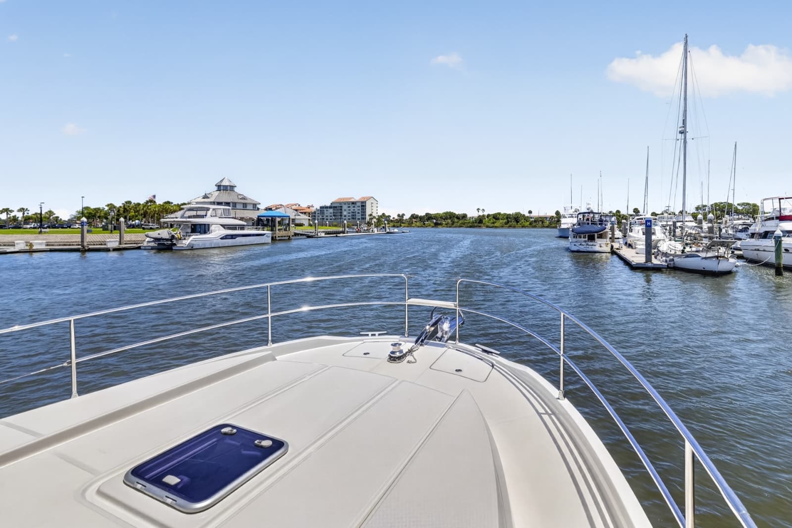 2022 Beneteau Swift Trawler 41 Fly