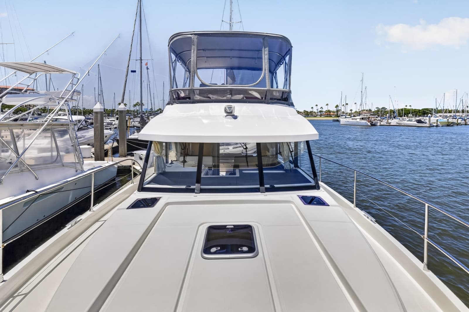 2022 Beneteau Swift Trawler 41 Fly
