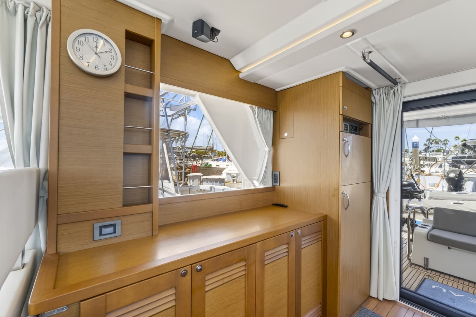 2022 Beneteau Swift Trawler 41 Fly