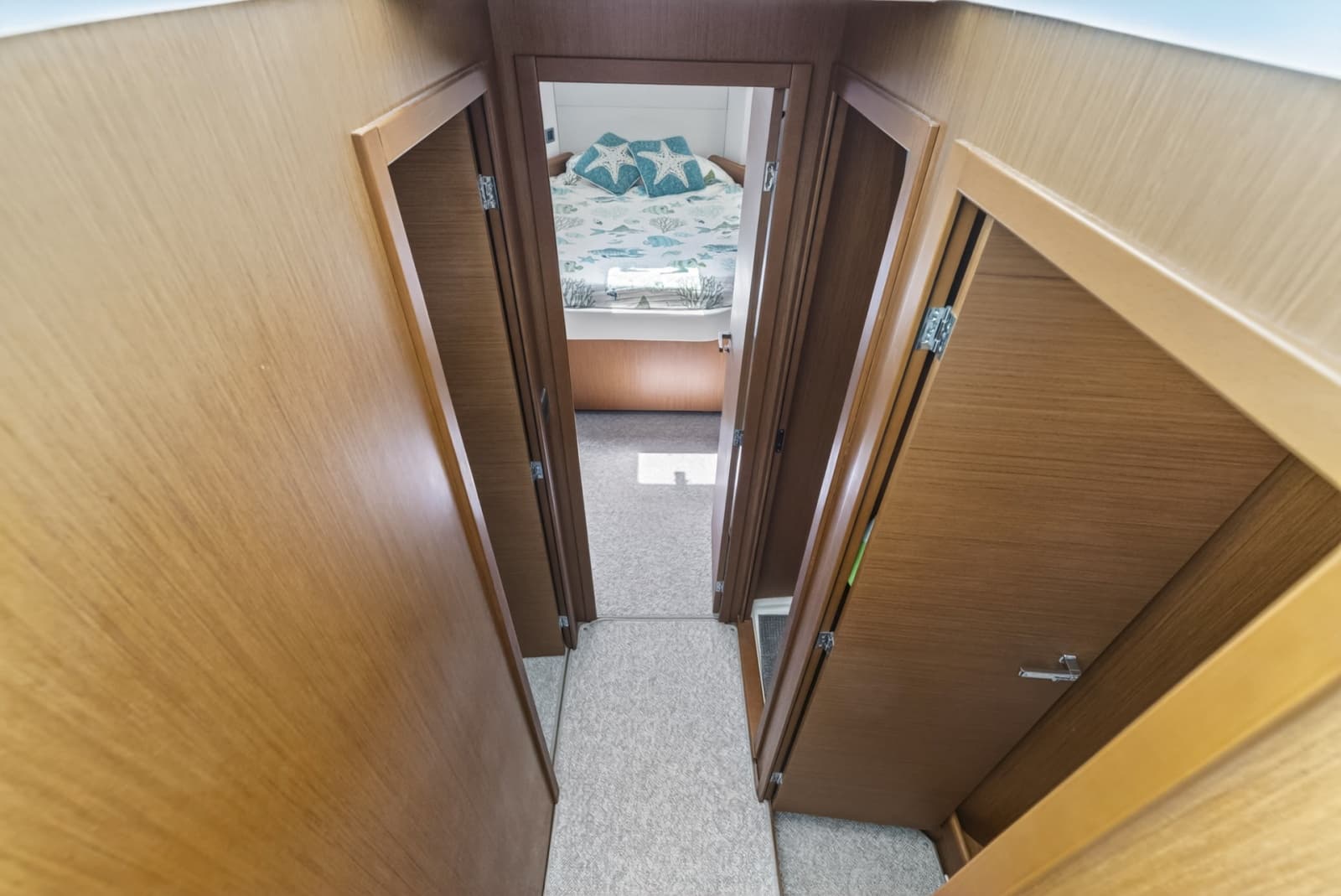 2022 Beneteau Swift Trawler 41 Fly