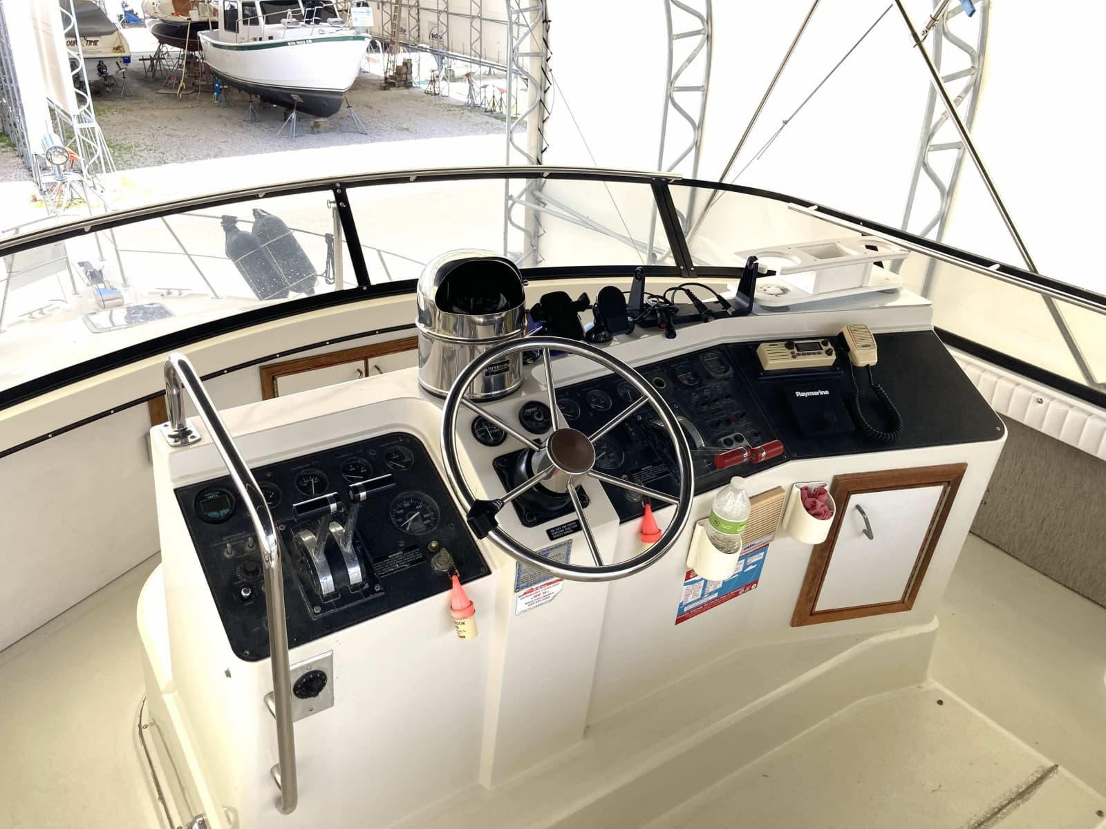 1989 Carver 3807