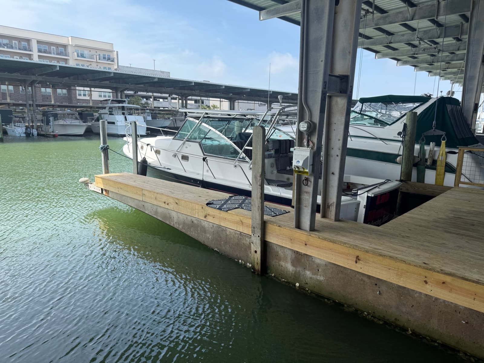2002 Mainship 