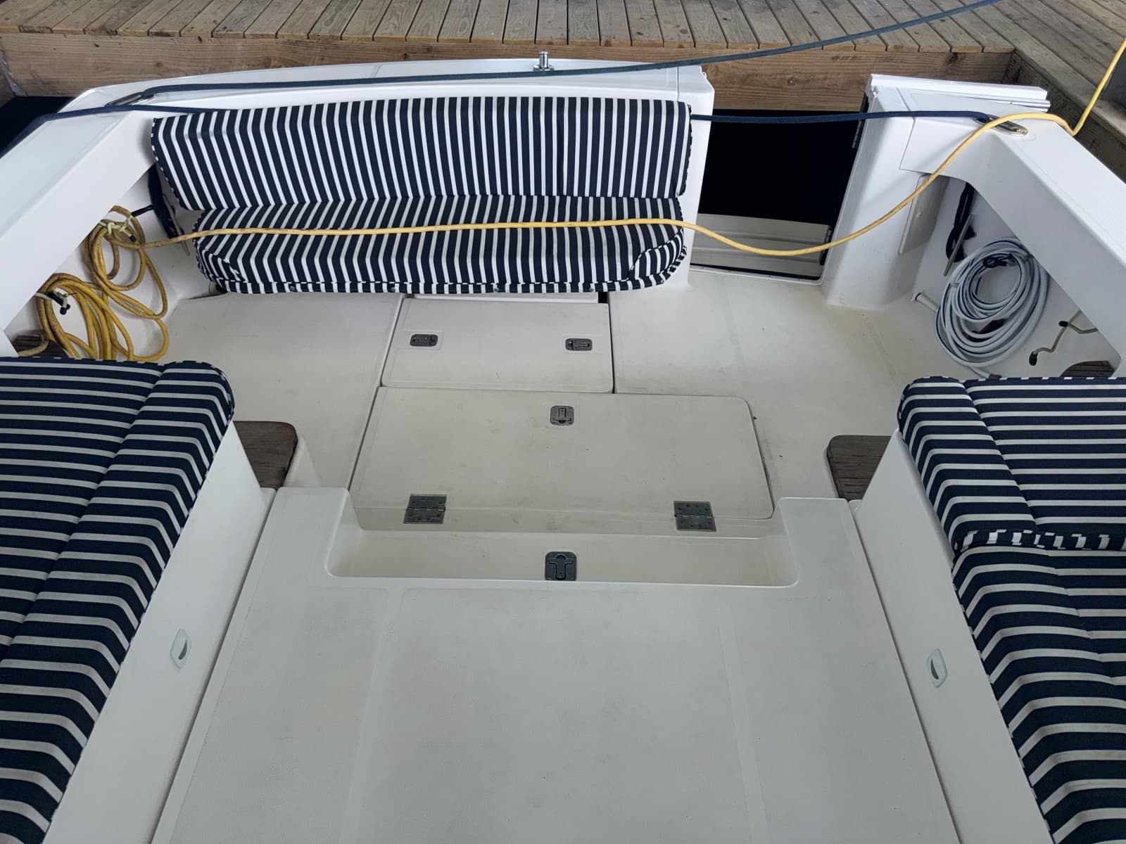 2002 Mainship 
