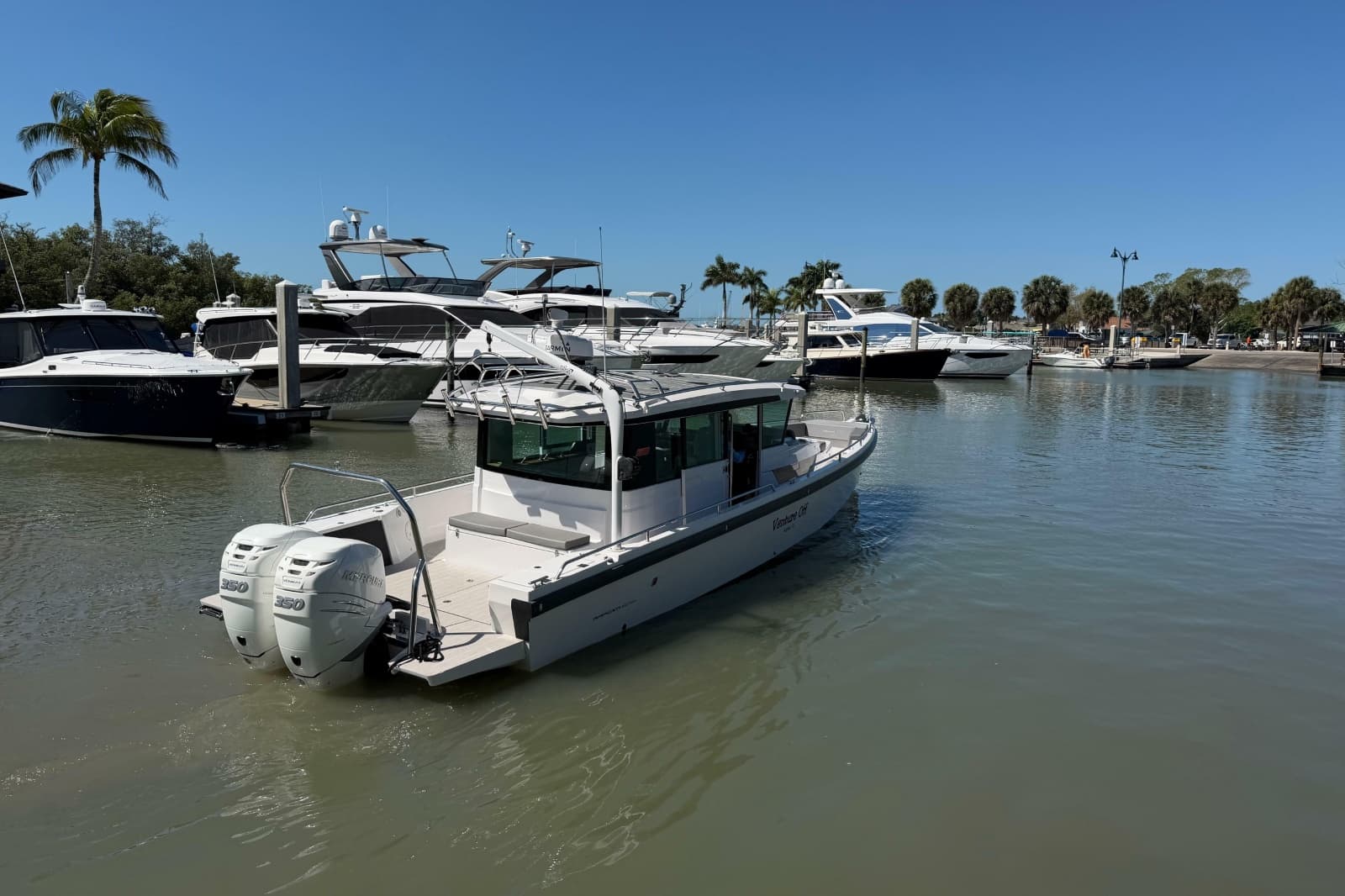 2018 Axopar 37 Cabin