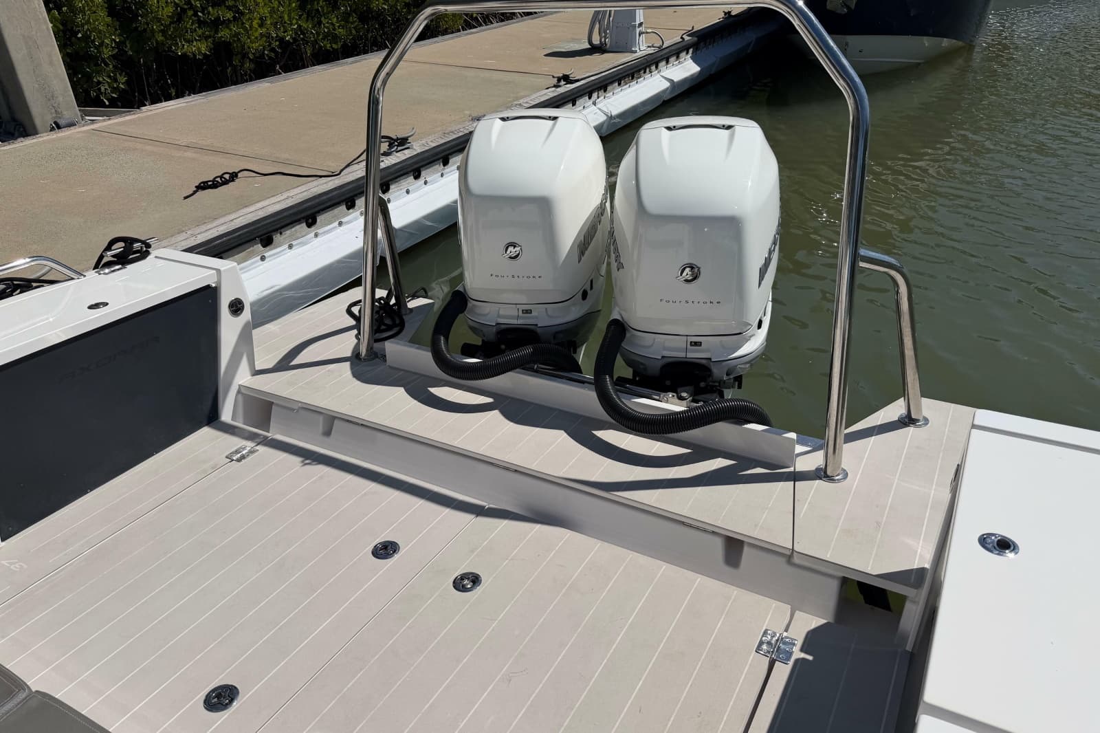 2018 Axopar 37 Cabin