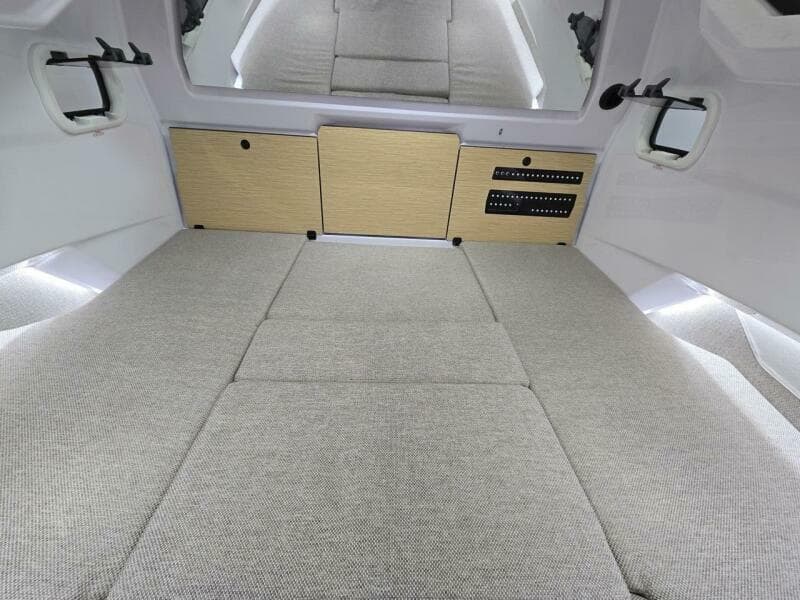 2027 Axopar Cross Cabin