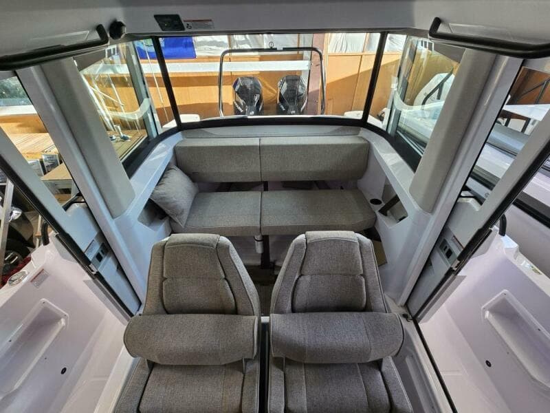 2027 Axopar Cross Cabin