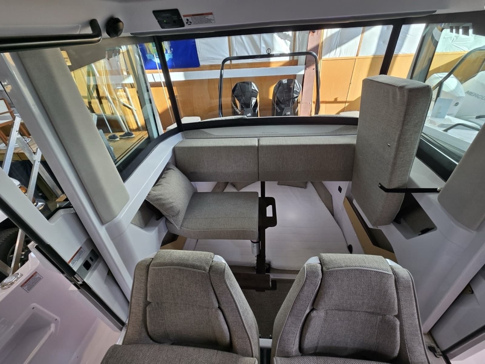 2027 Axopar Cross Cabin