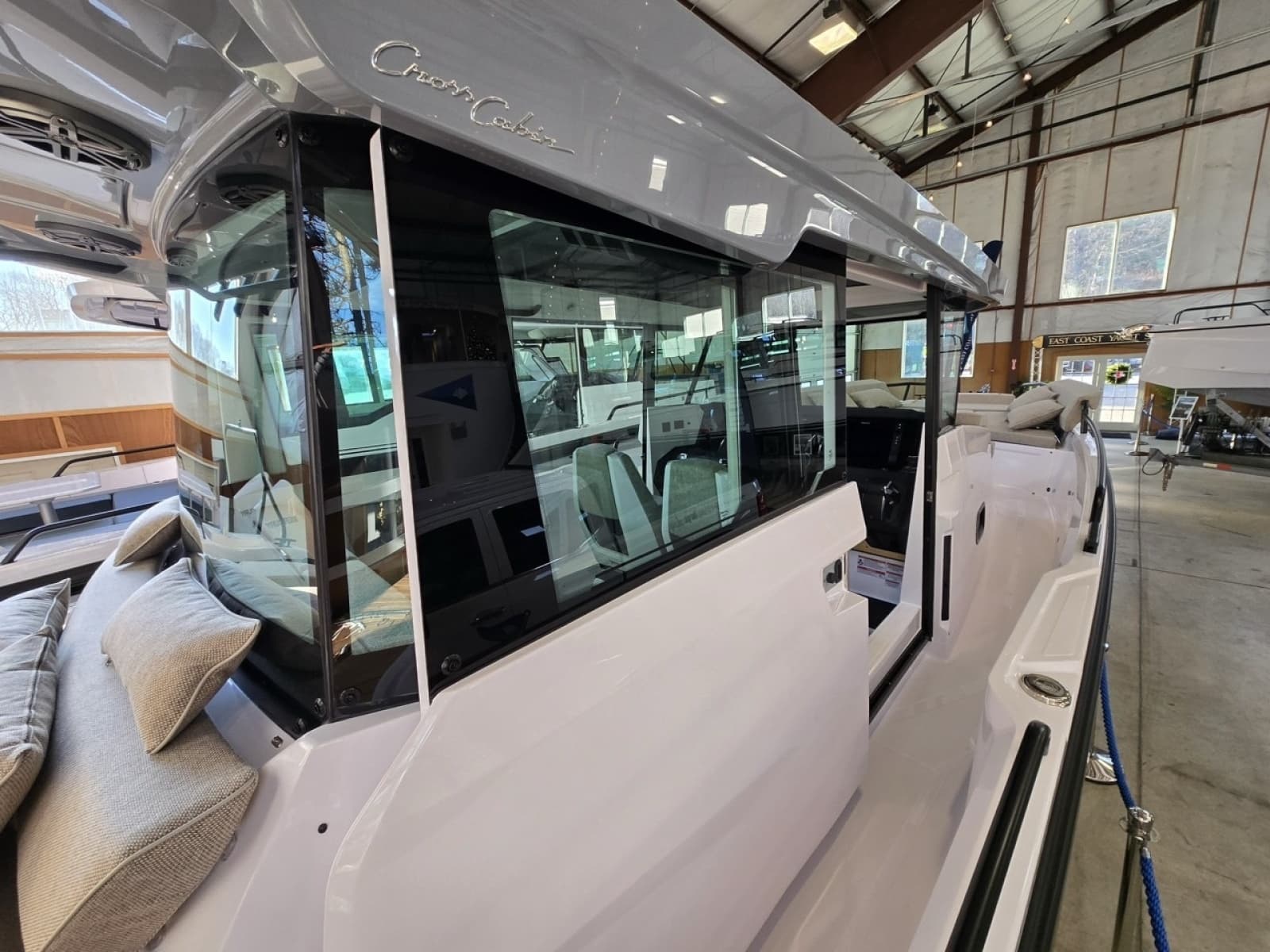 2027 Axopar Cross Cabin